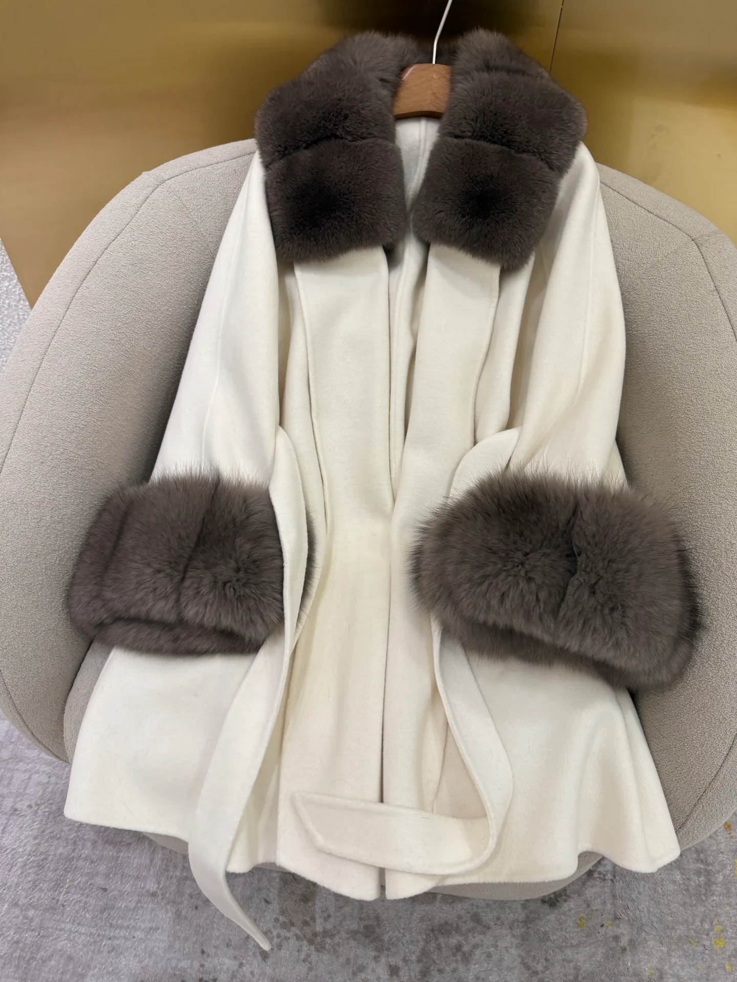 Пальто Женские Loro Piana 785520