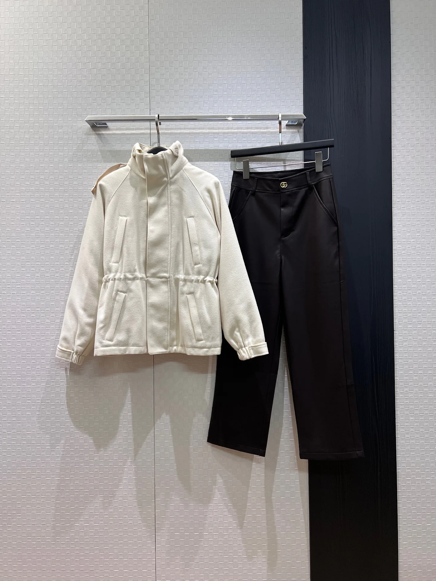 Куртки И Пуховики Женские Loro Piana 19320528