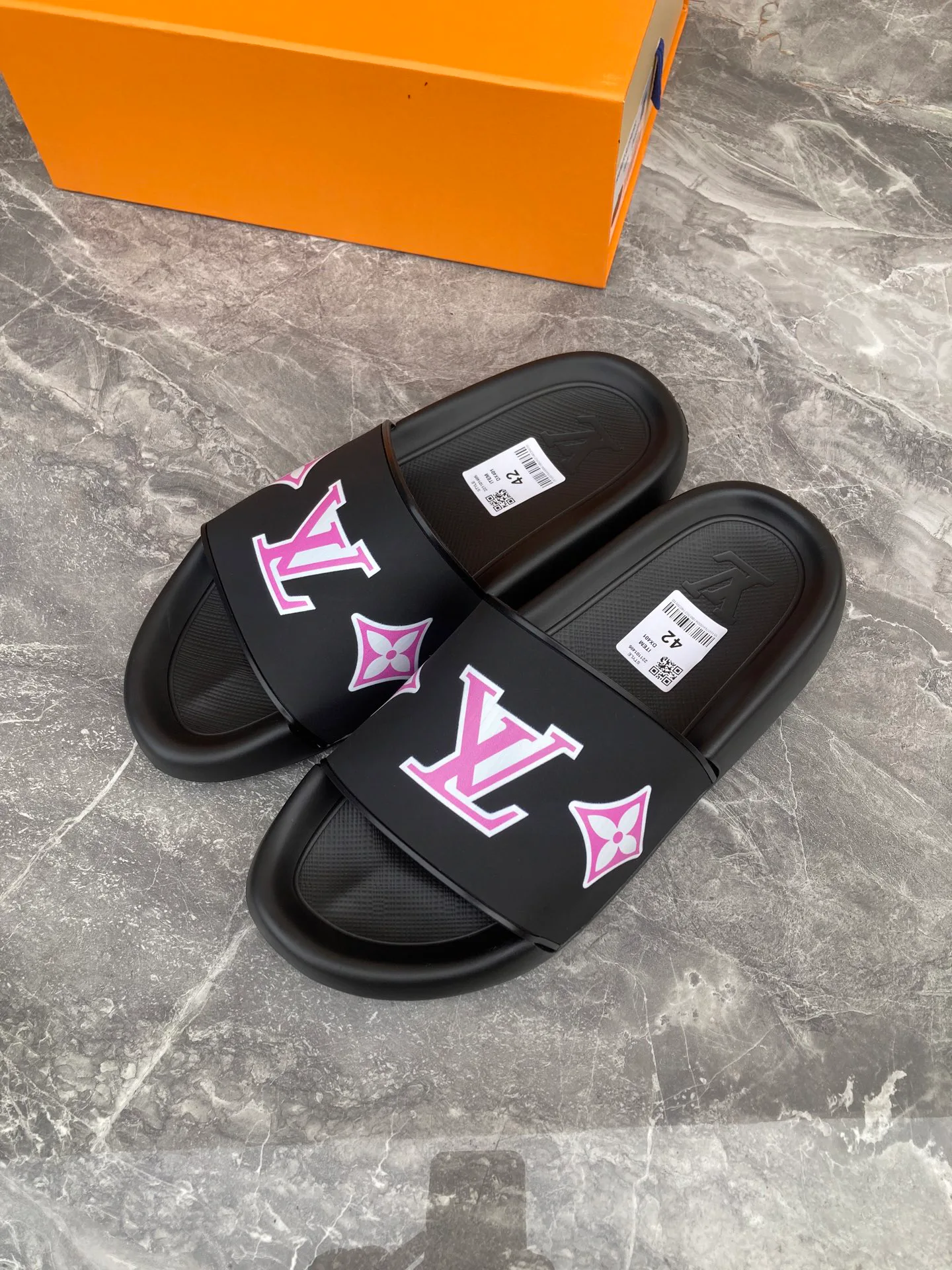 Шлепанцы Женские Louis Vuitton 5879837