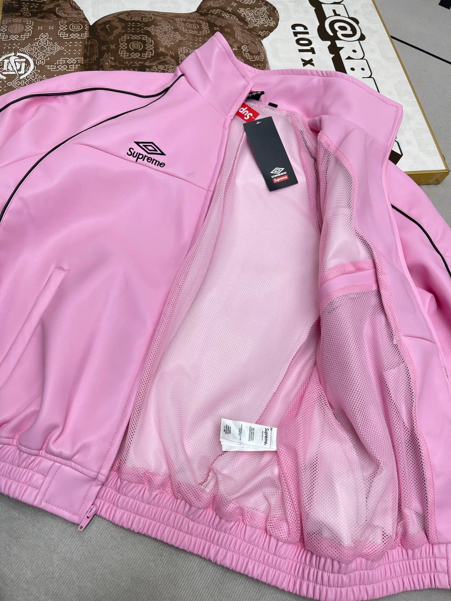 Кожаные Куртки И Дублёнки Женские Supreme 10542428