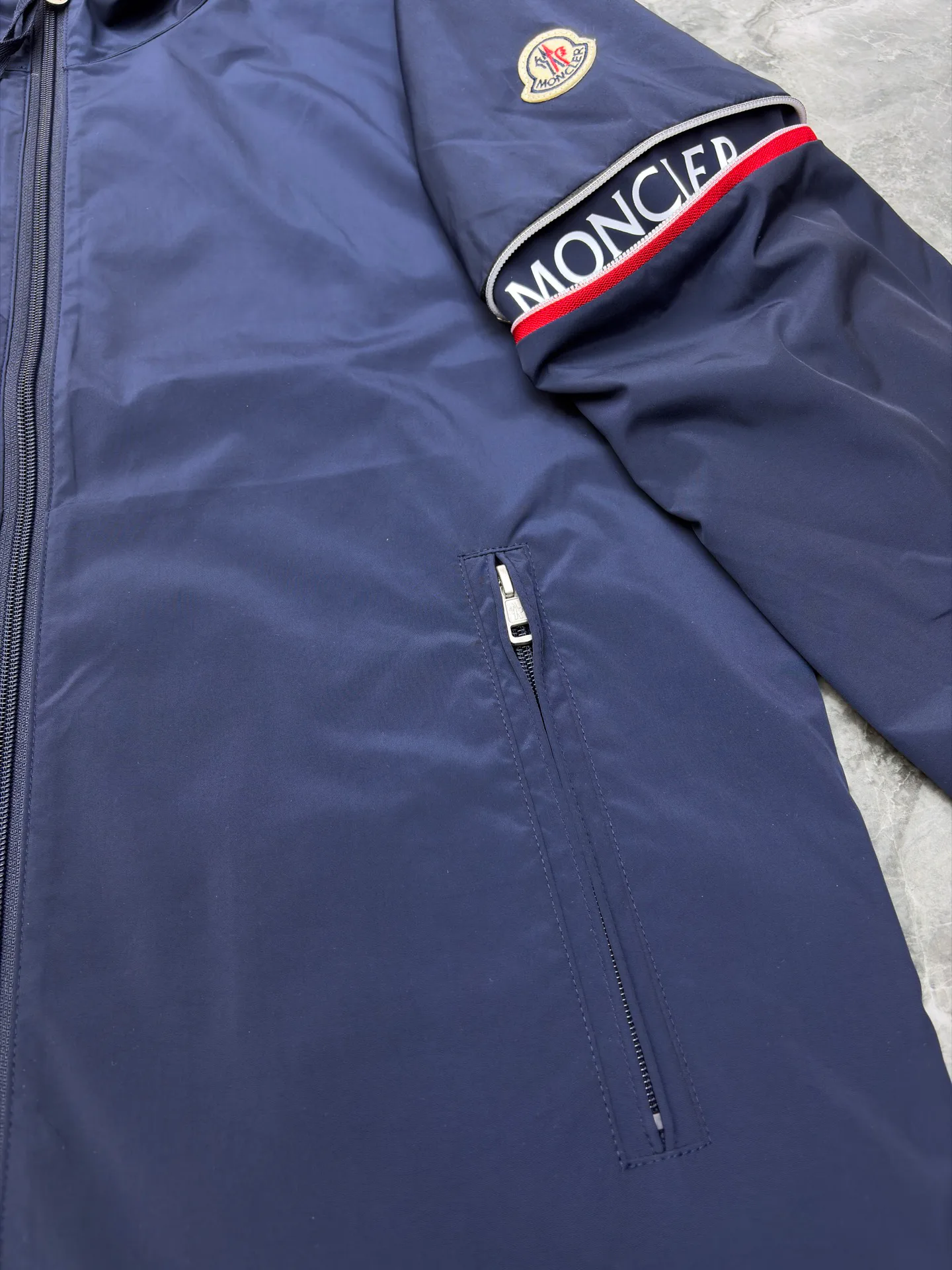 Куртки И Пуховики Женские Moncler 11690854