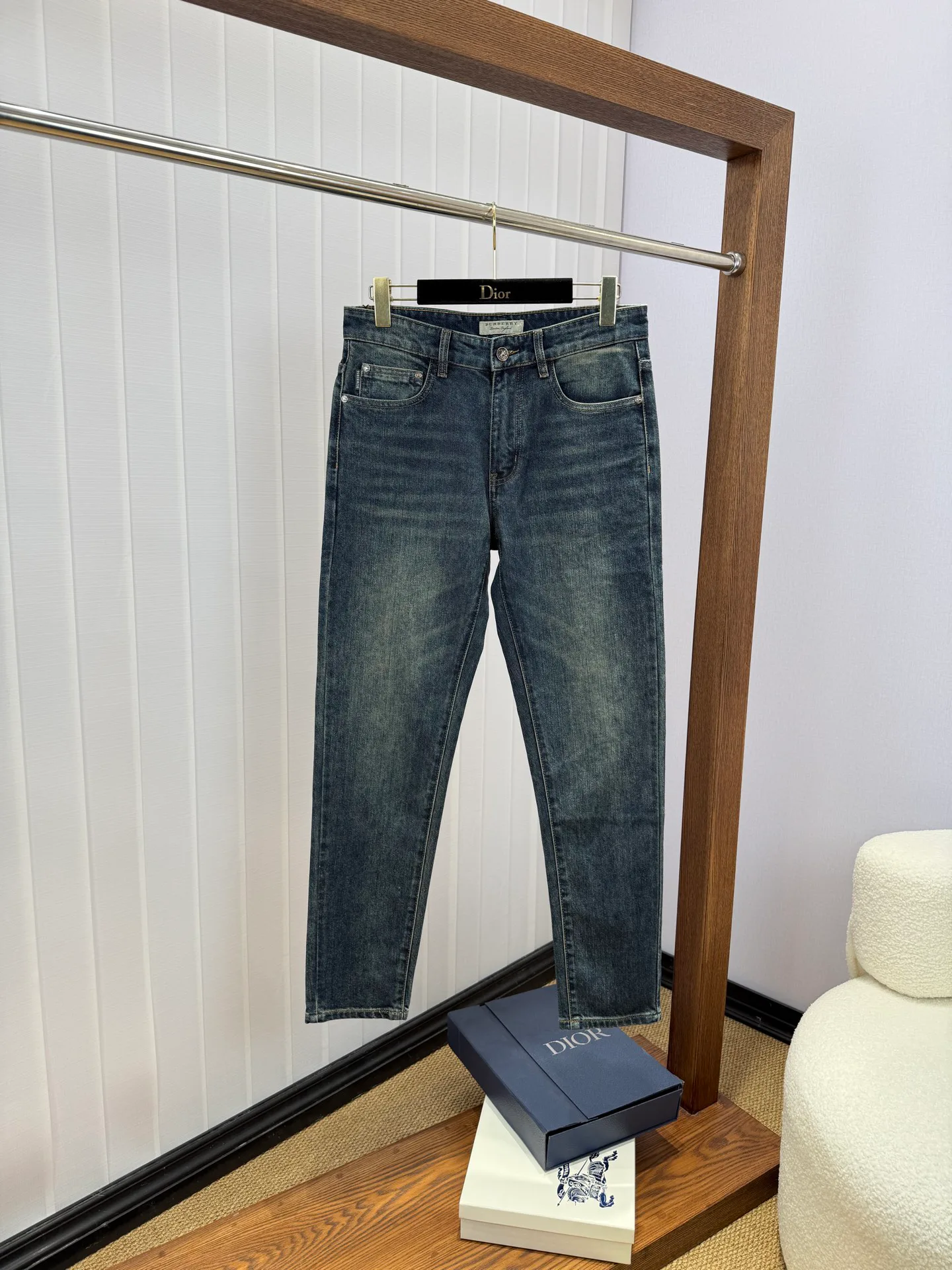 Джинсы Мужские Burberry 18029740