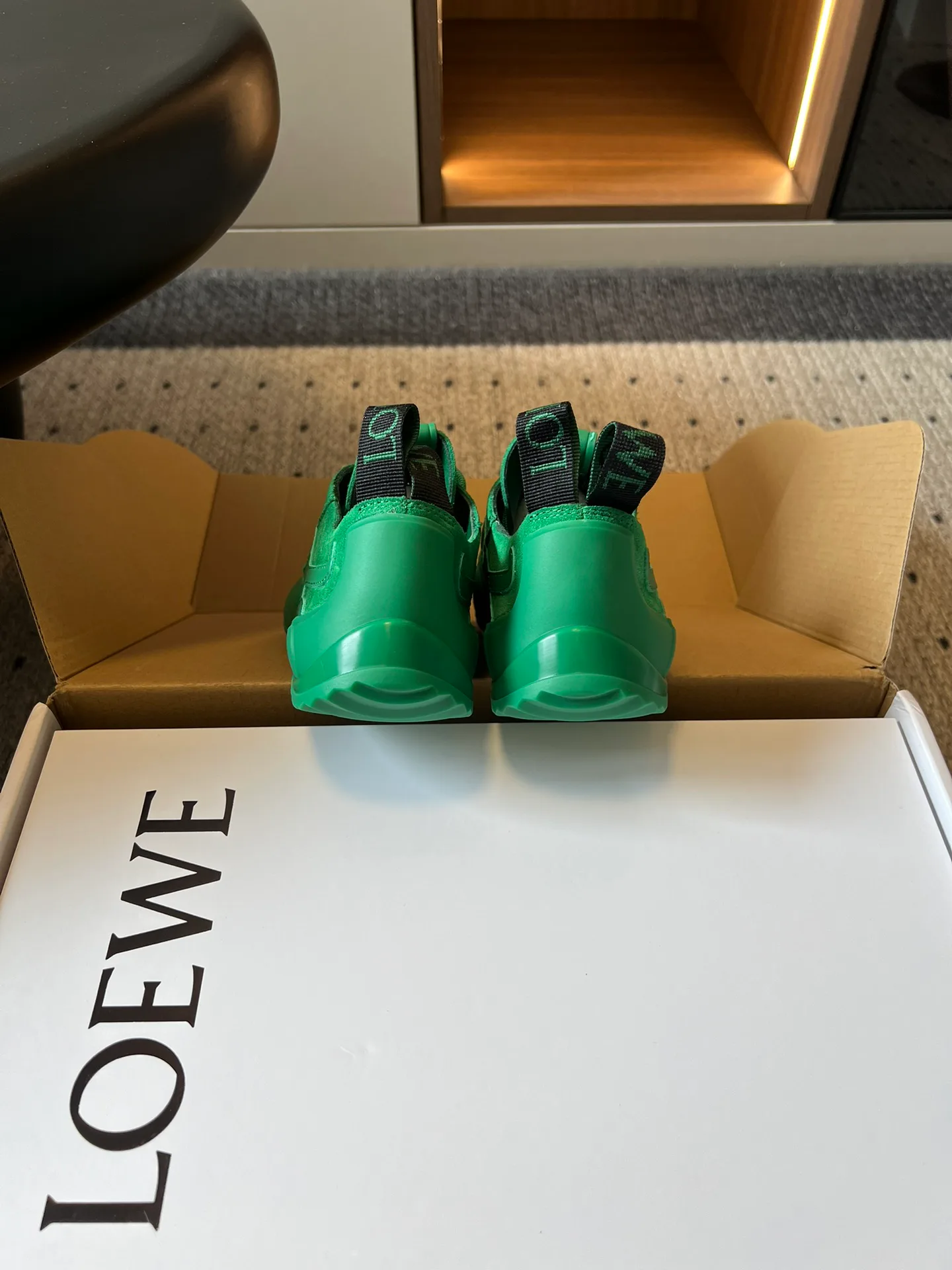 Кроссовки Женские Loewe 11867634