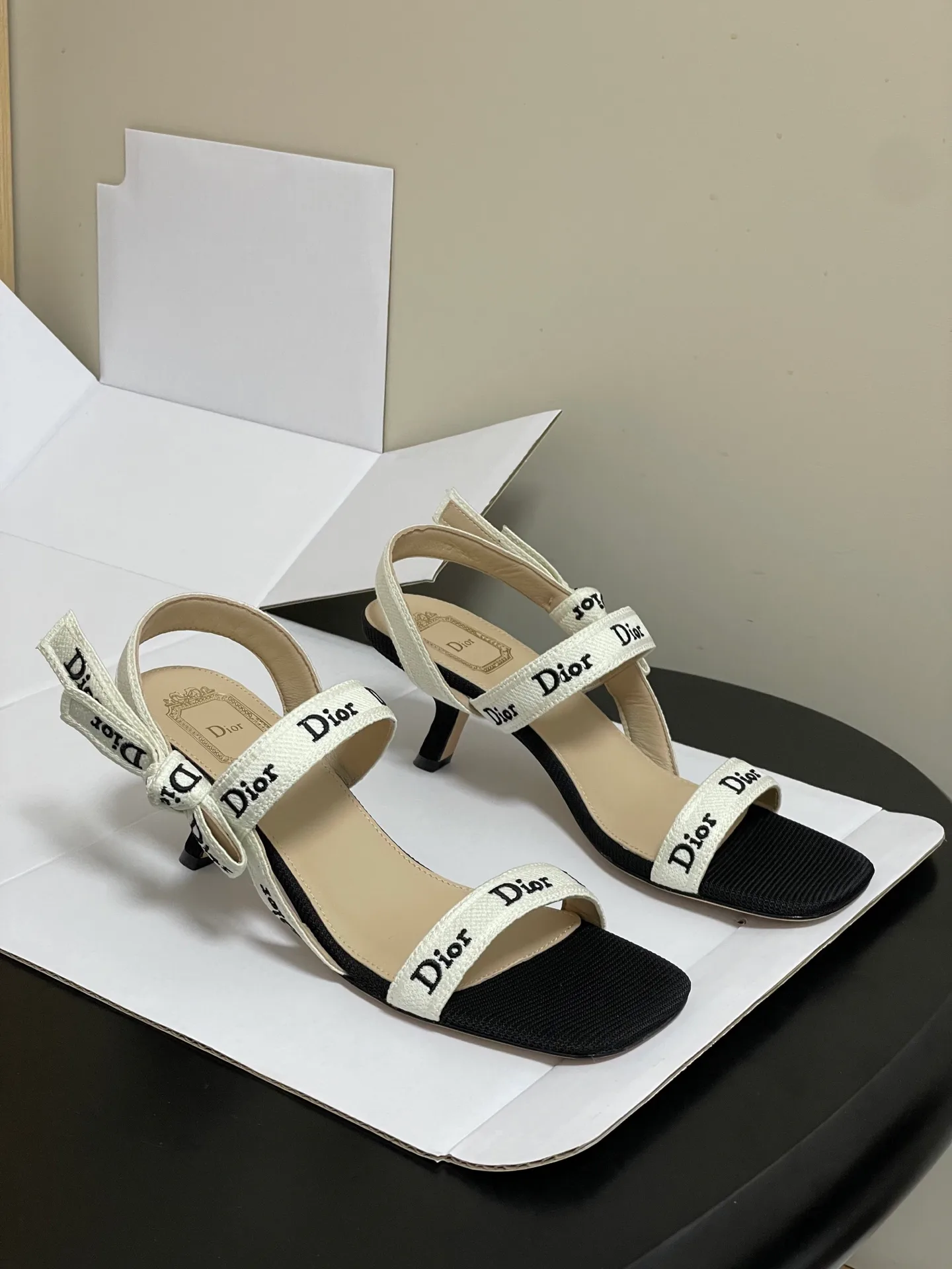 Босоножки Женские Christian Dior 13226174