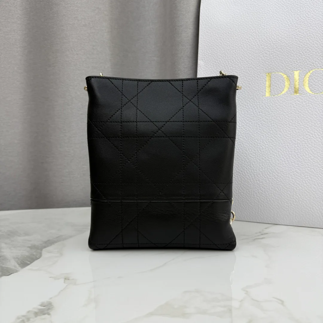 Классические Сумки Женские Christian Dior 11905845