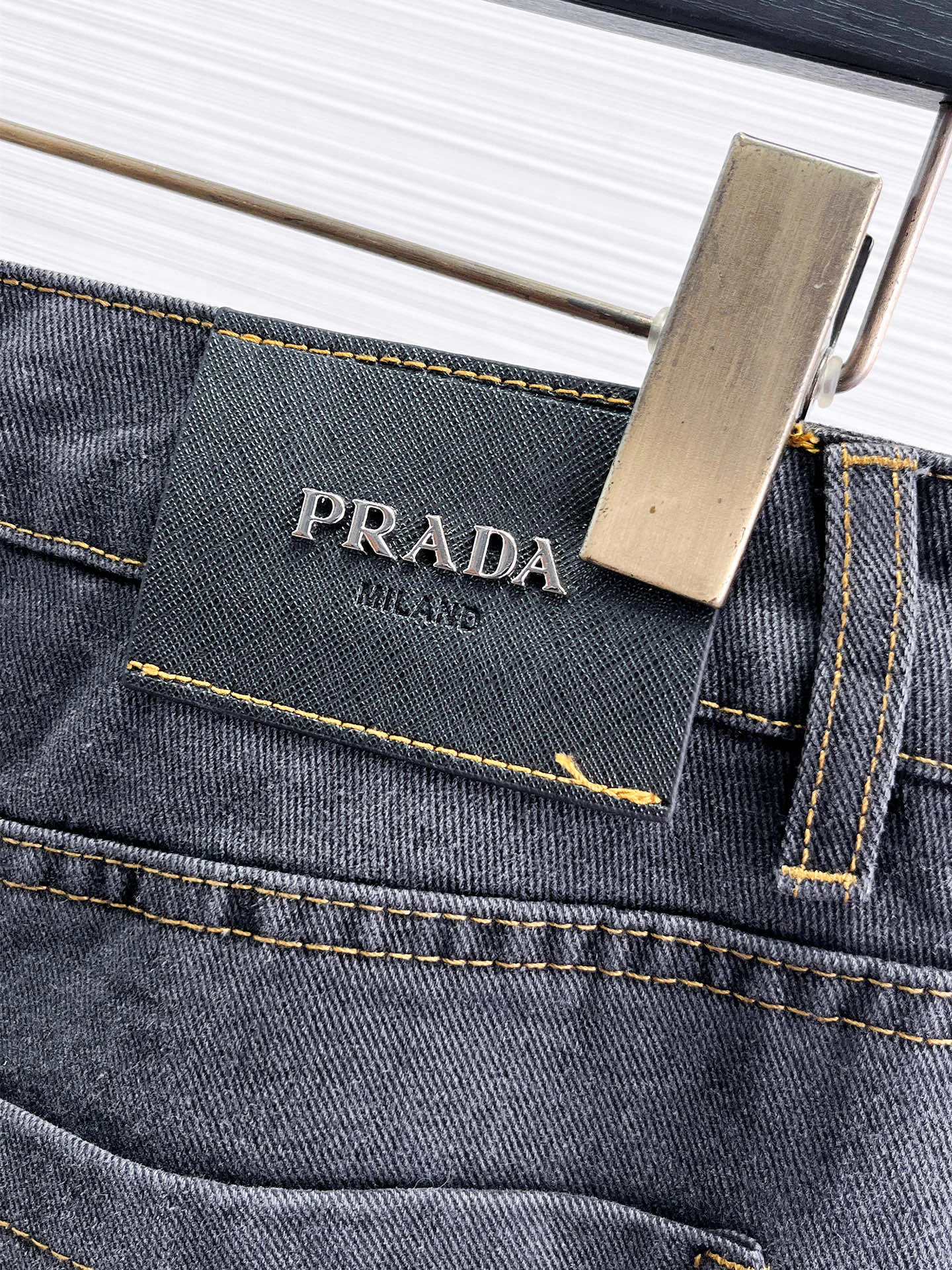 Джинсы Мужские Prada 18596822