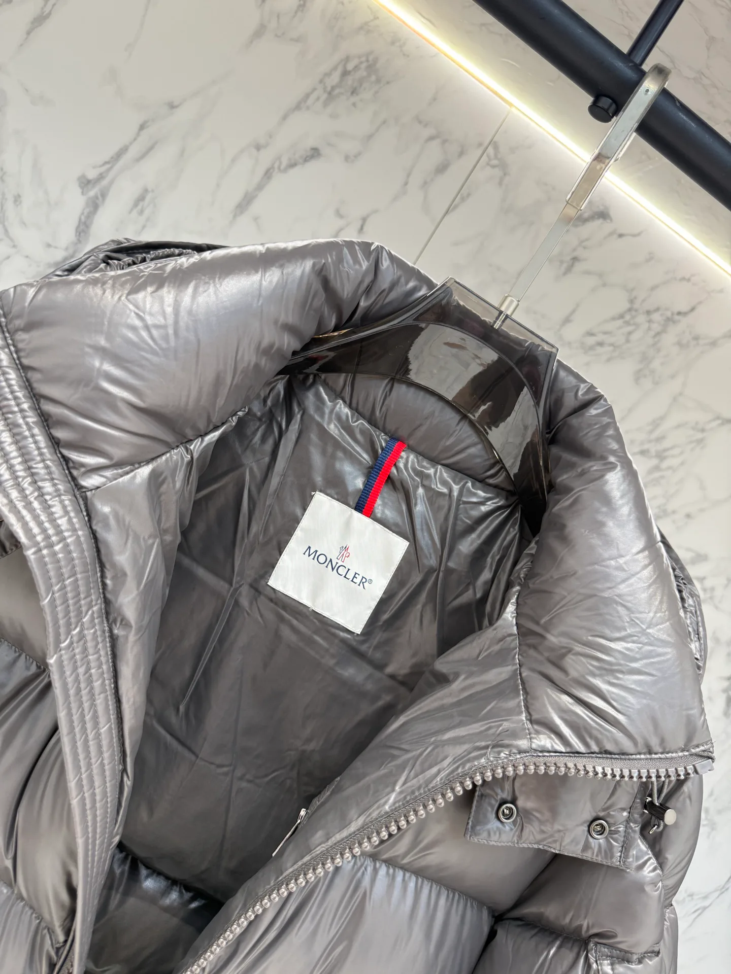 Куртки И Пуховики Мужские Moncler 17919915