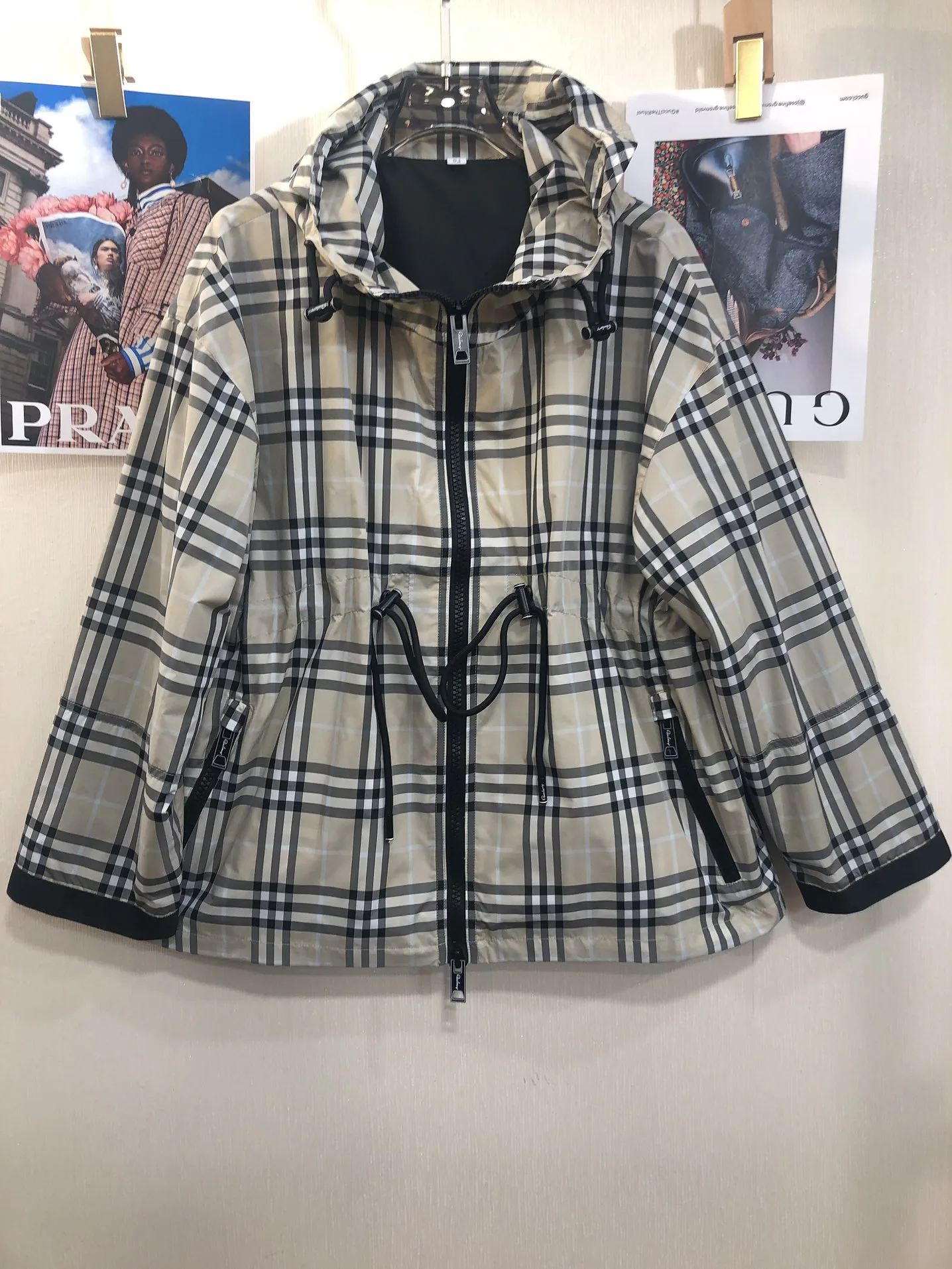 Куртки Женские Burberry