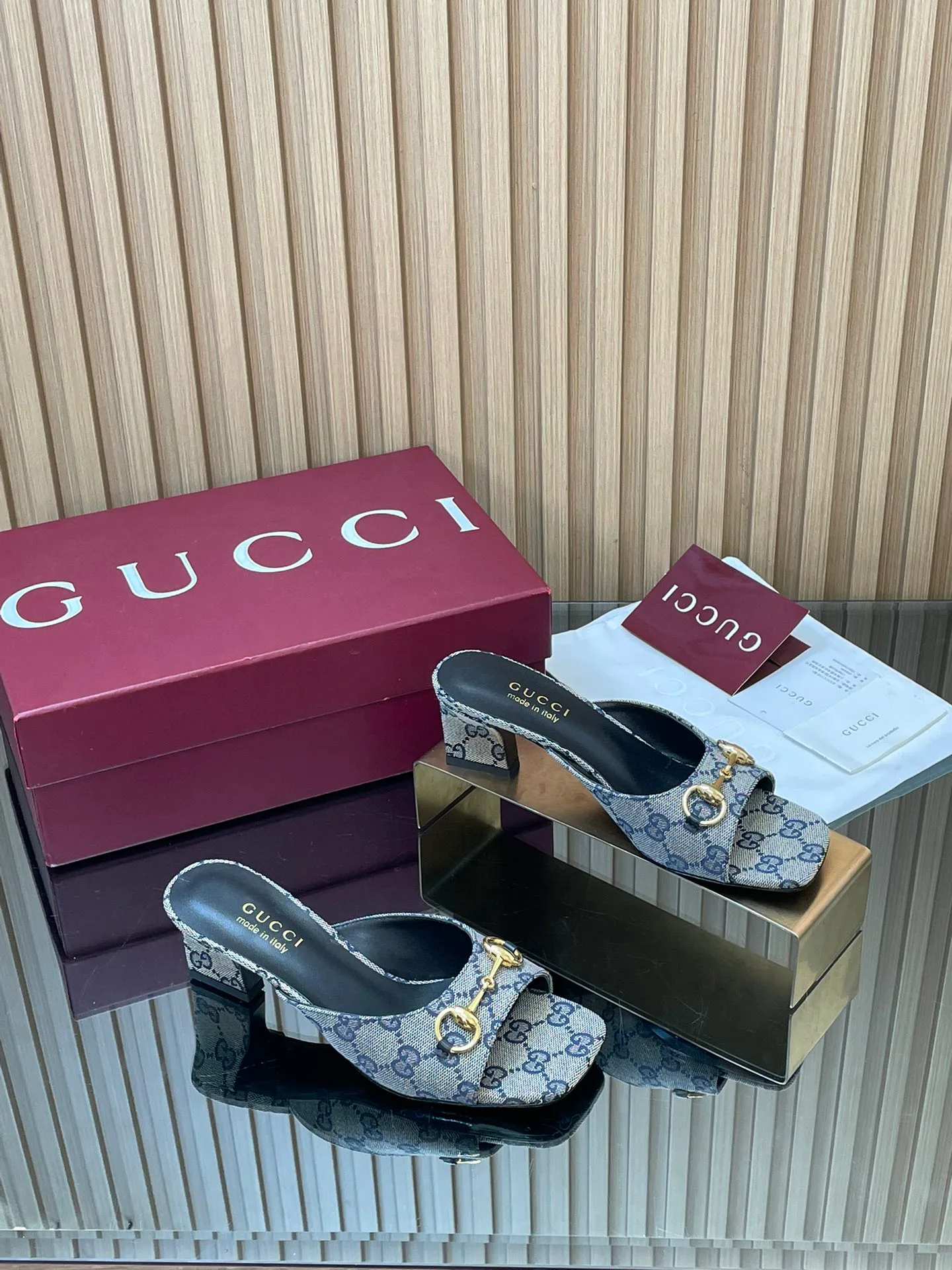 Босоножки Женские Gucci 11616345