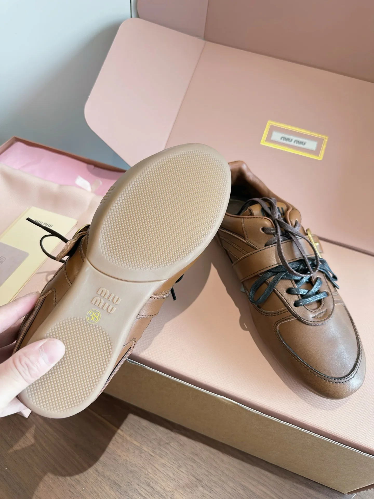 Кроссовки Женские Miu Miu 18444006