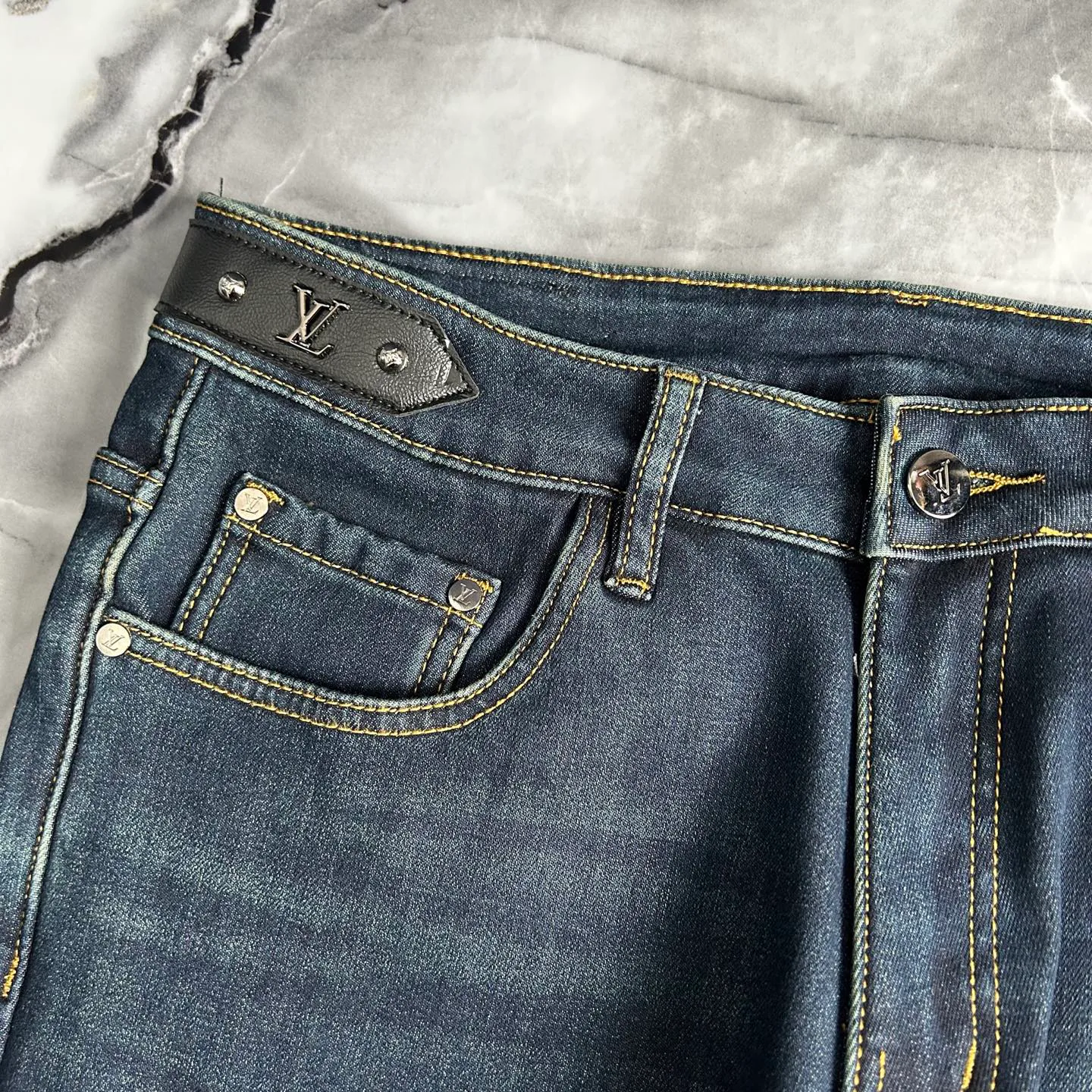 Джинсы Мужские Louis Vuitton 4348227