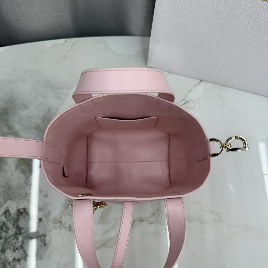 Классические Сумки Женские Christian Dior 11905693