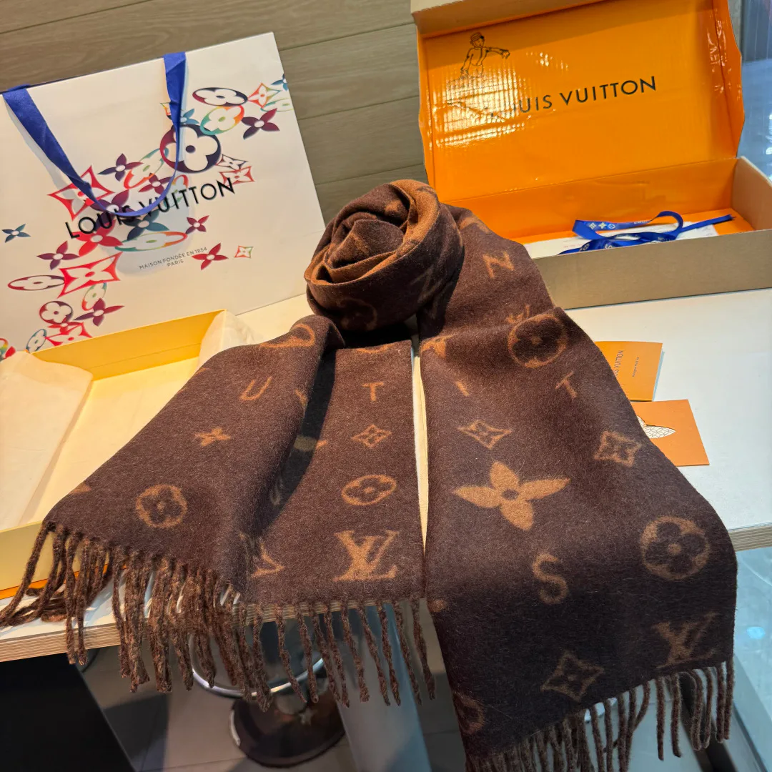 Шарфы Louis Vuitton 497640