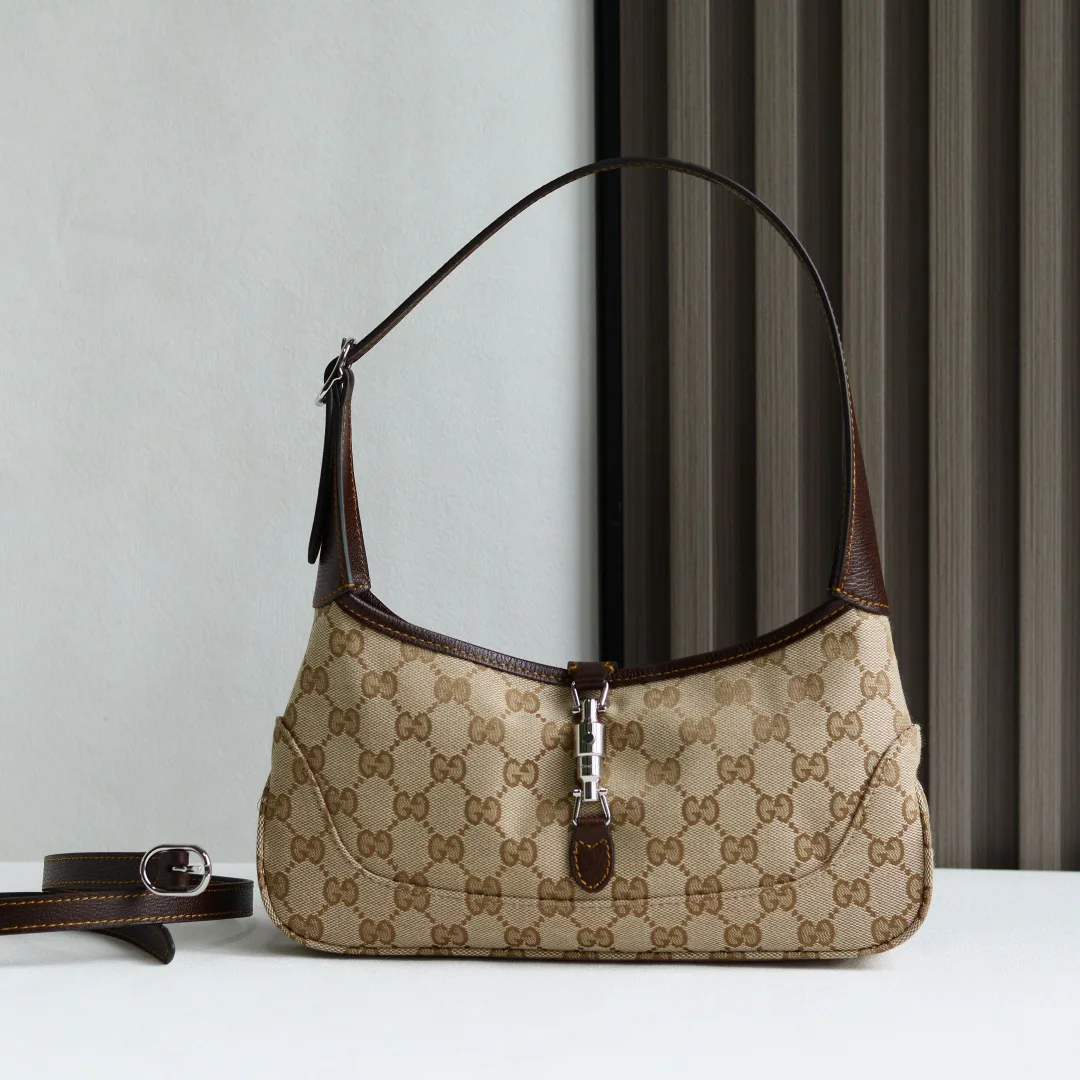 Классические Сумки Женские Gucci 820925