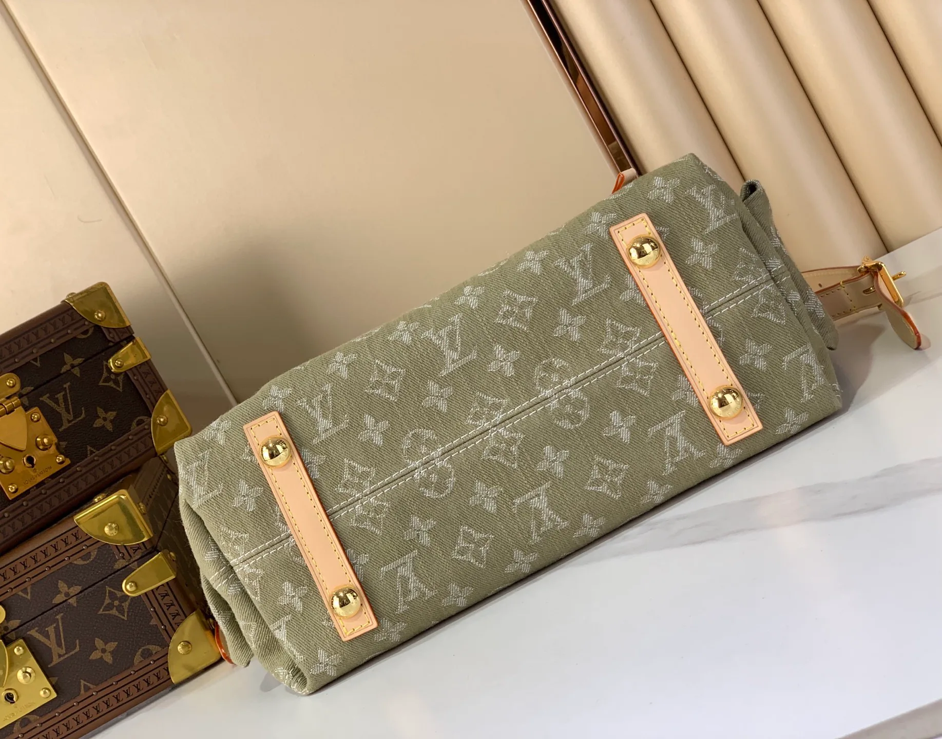 Классические Сумки Женские Louis Vuitton 11670239