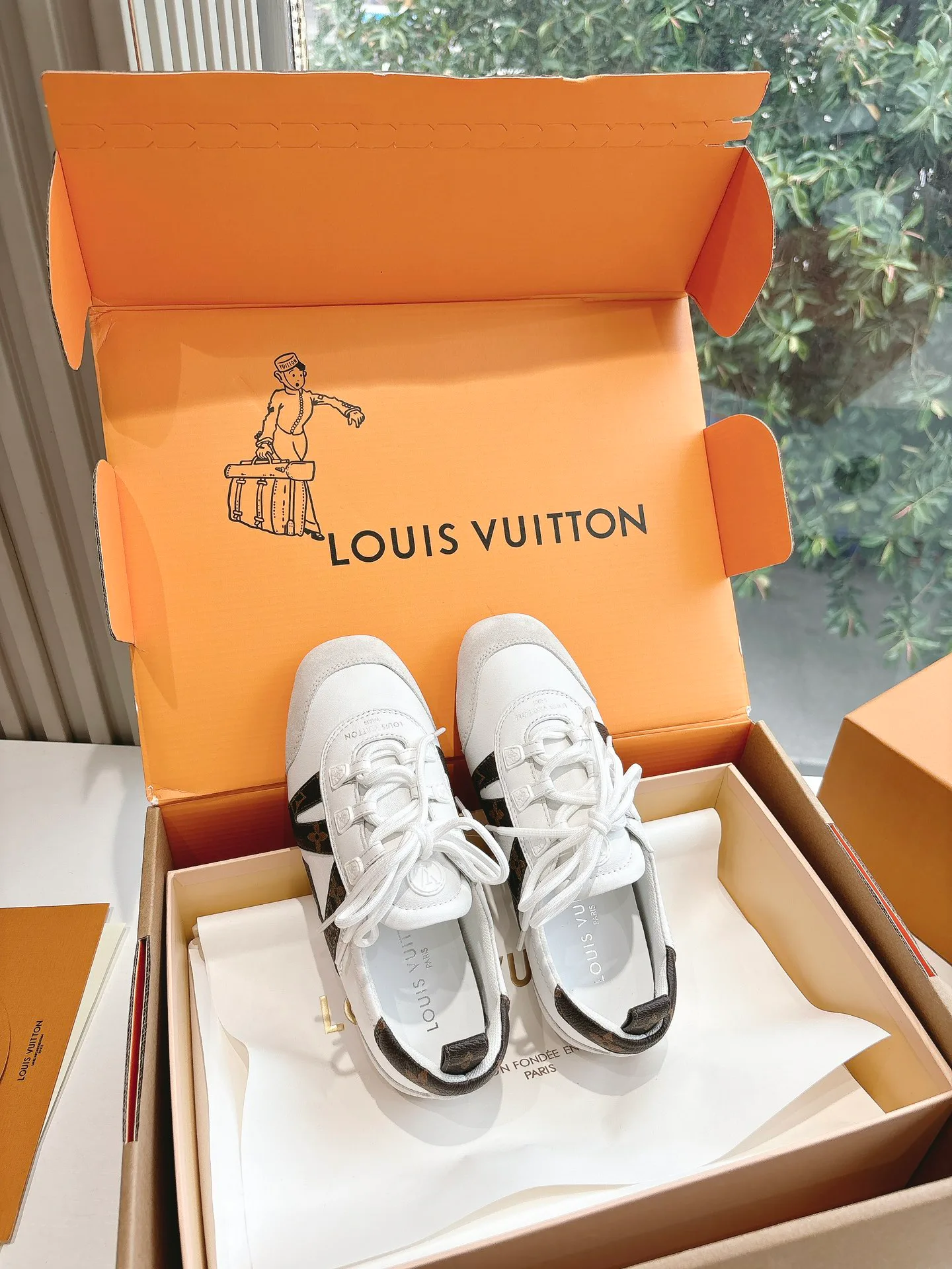 Кроссовки Женские Louis Vuitton 8979811