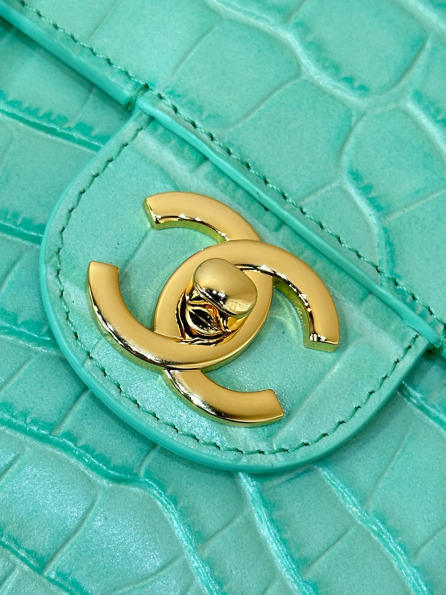 Классические Сумки Женские Chanel 18000307
