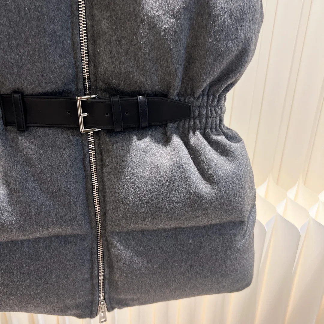 Жилеты Женские Prada 18722890