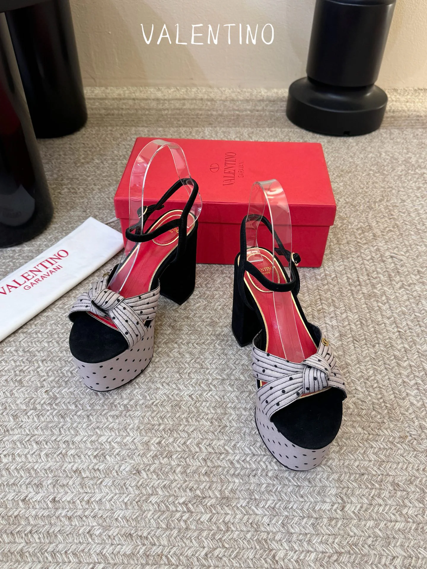 Босоножки Женские Valentino 17396962