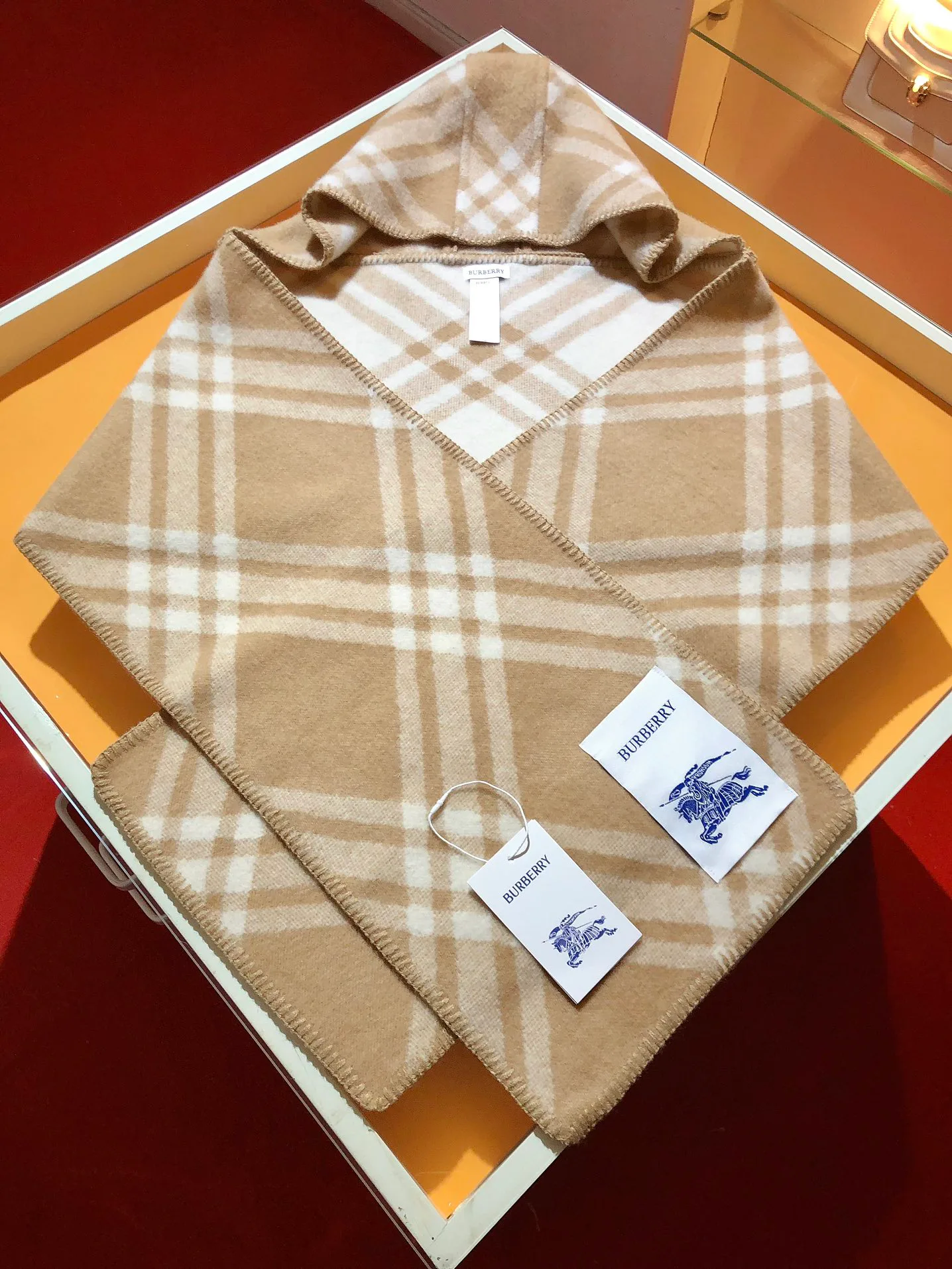 Шарфы Burberry 10178