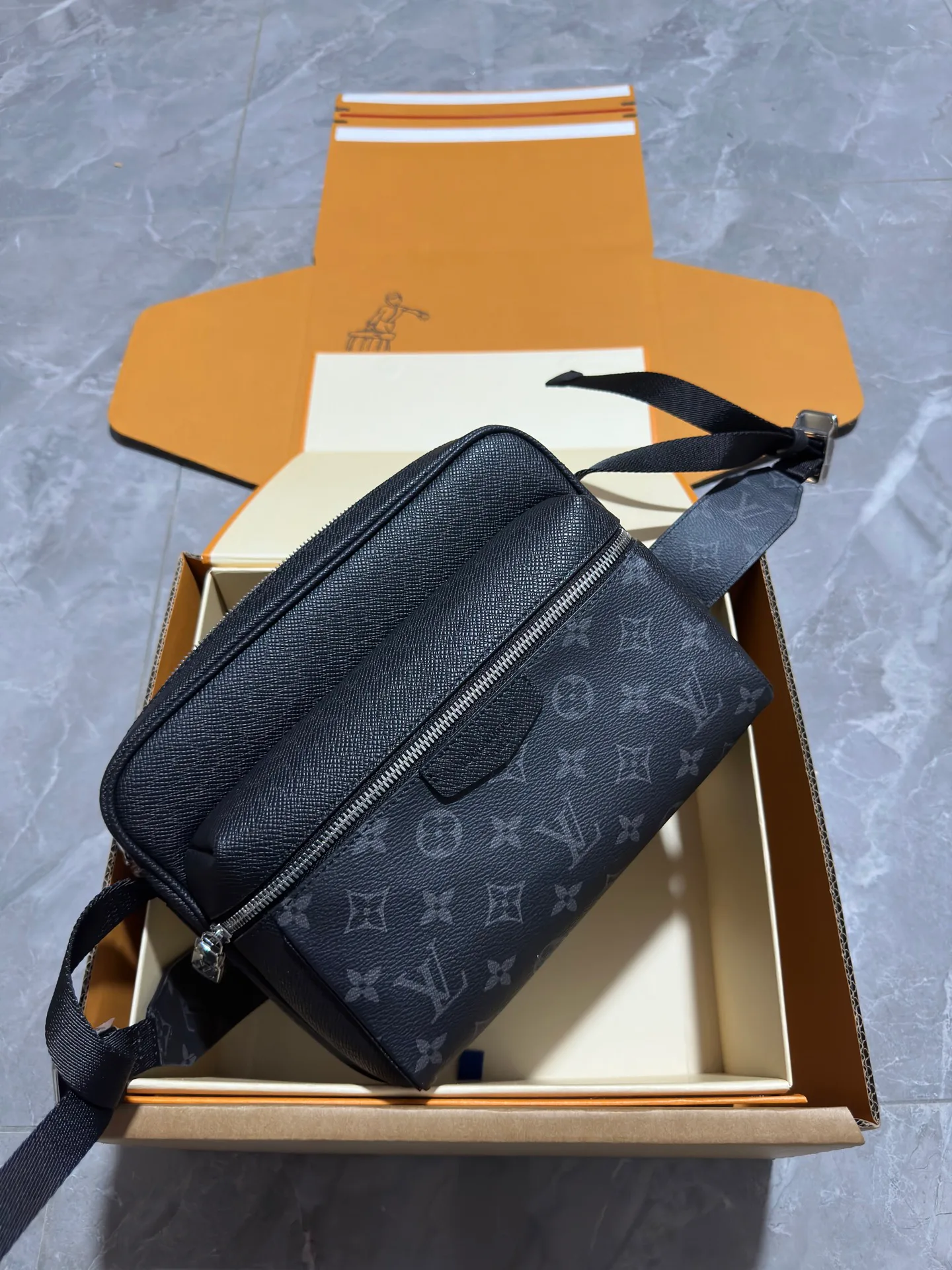 Деловые Сумки Мужские Louis Vuitton 14397587