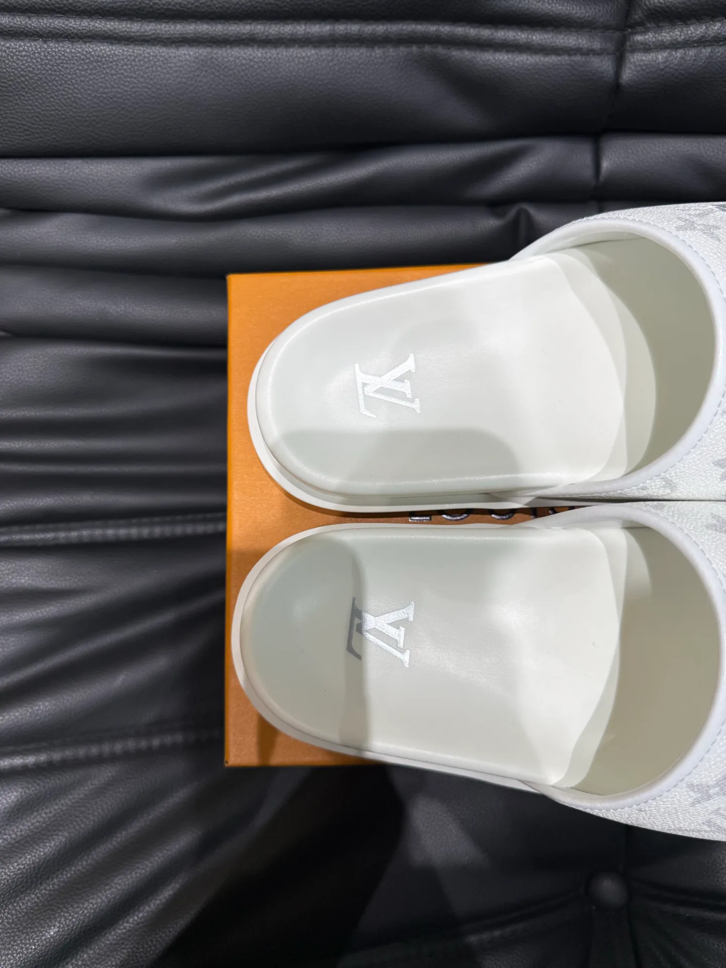 Шлепанцы Мужские Louis Vuitton 12117