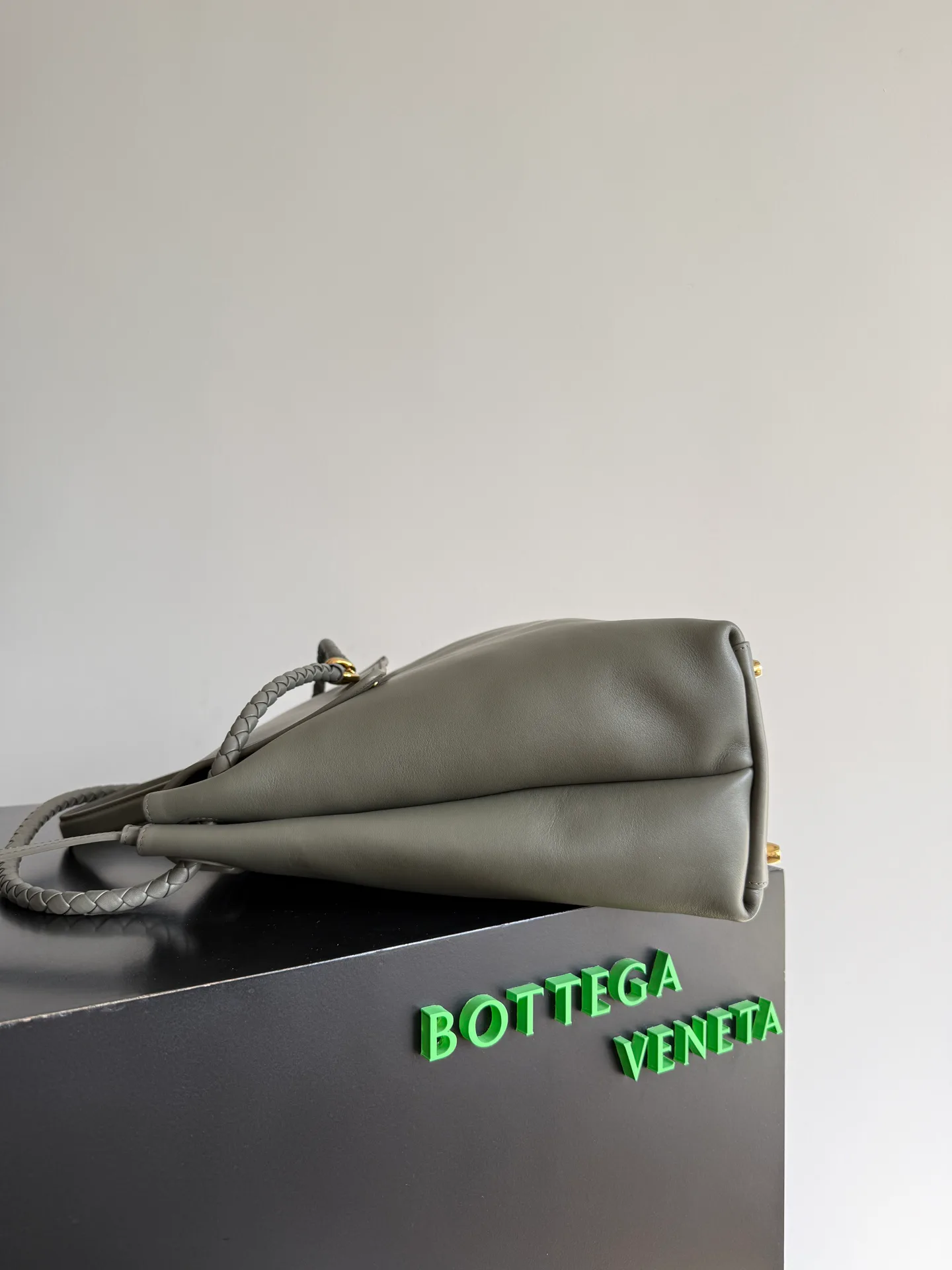 Классические Сумки Женские Bottega Veneta 16878925