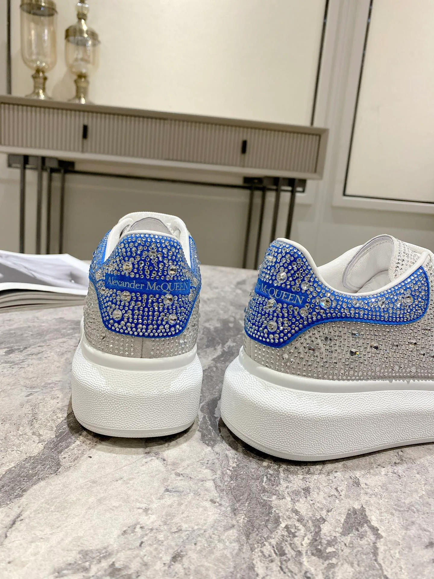 Кроссовки Женские Alexander Mcqueen 3446187