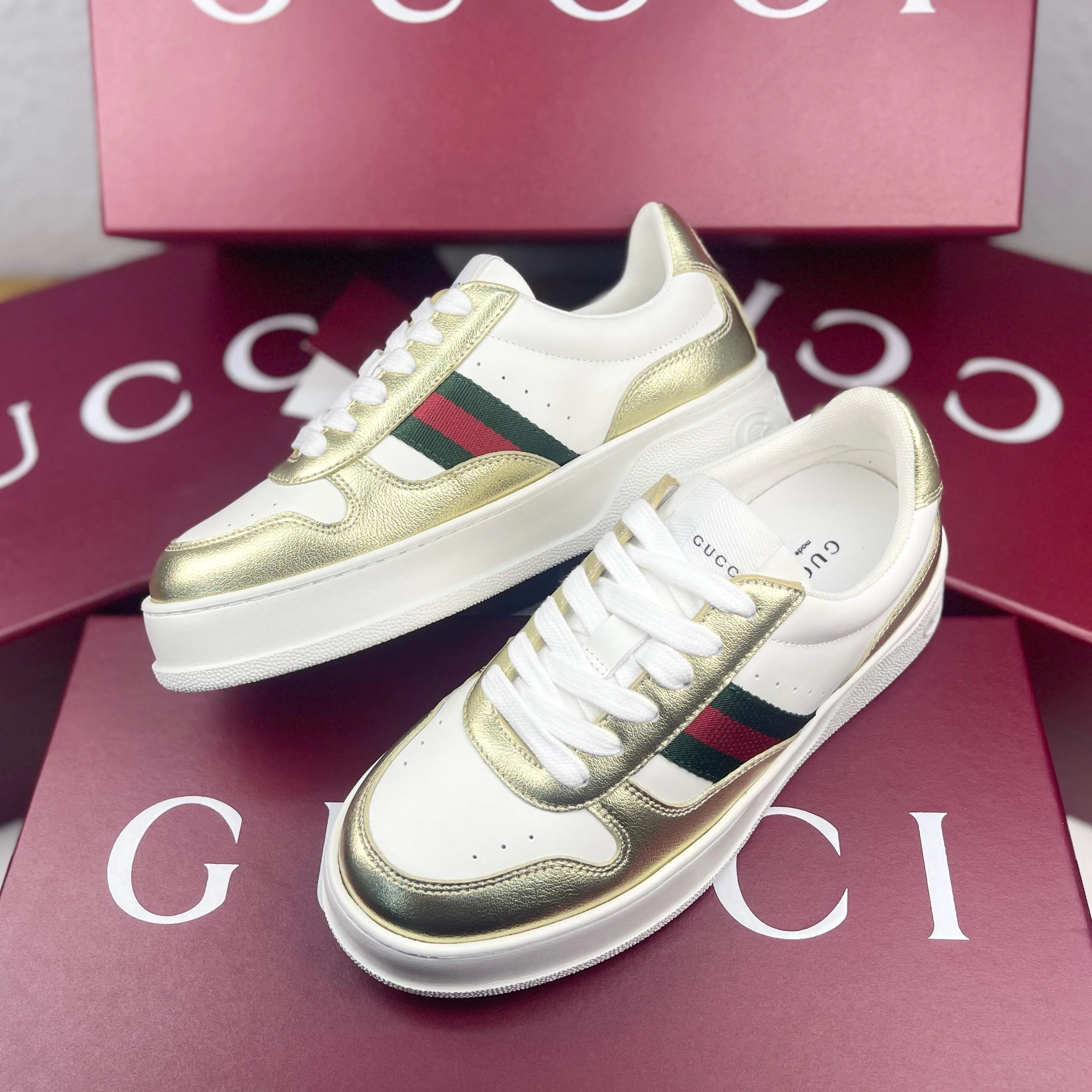 Кроссовки Женские Gucci 5402070