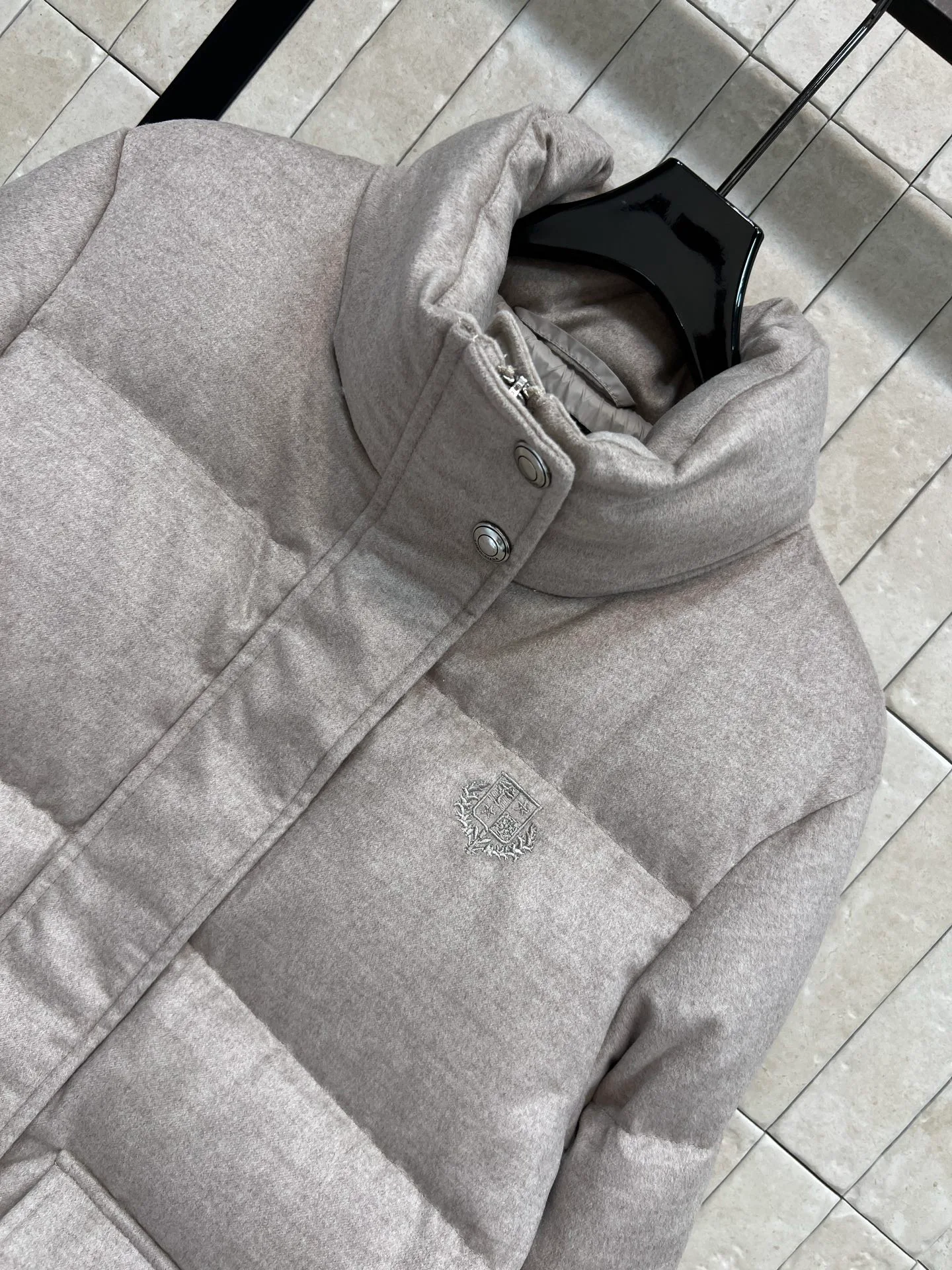 Куртки И Пуховики Женские Loro Piana 18931783