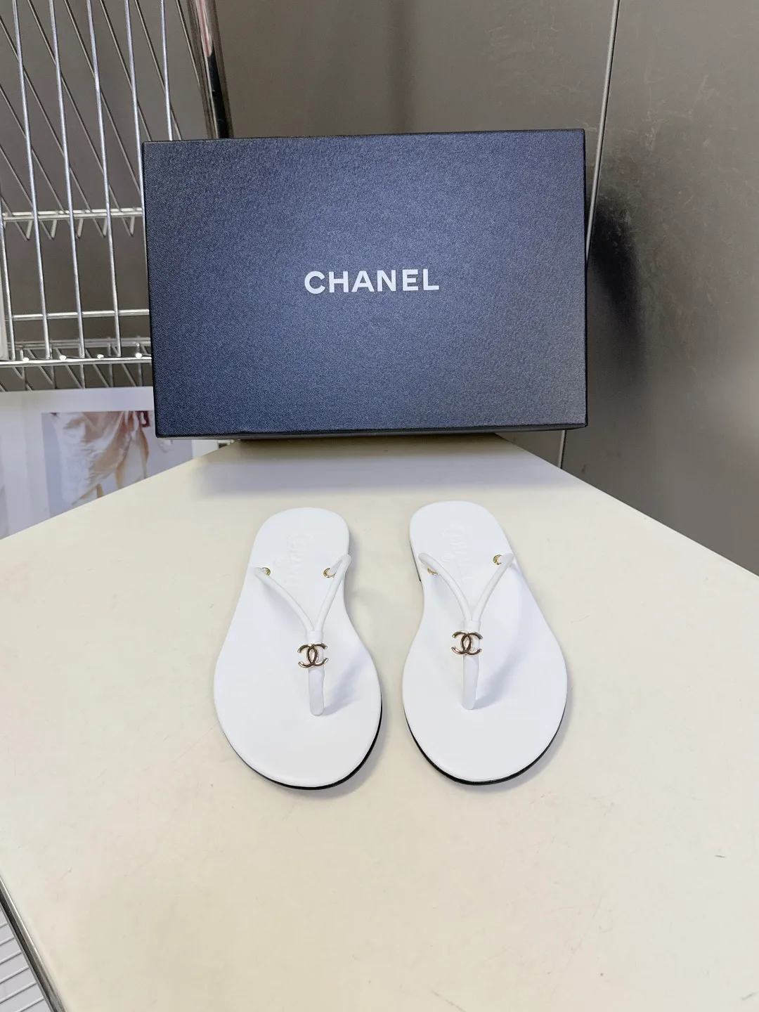 Шлепанцы Женские Chanel 11677228
