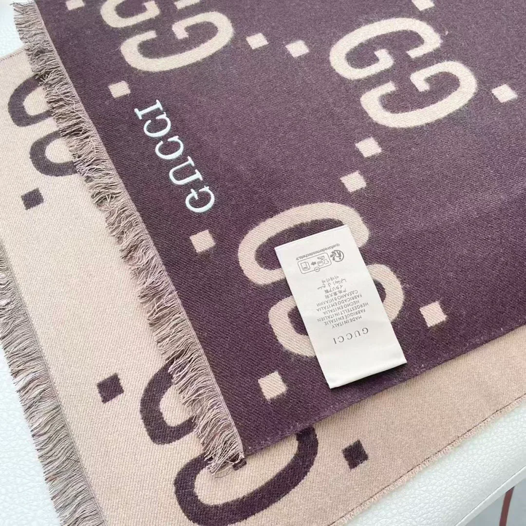 Шарфы Gucci 1723184