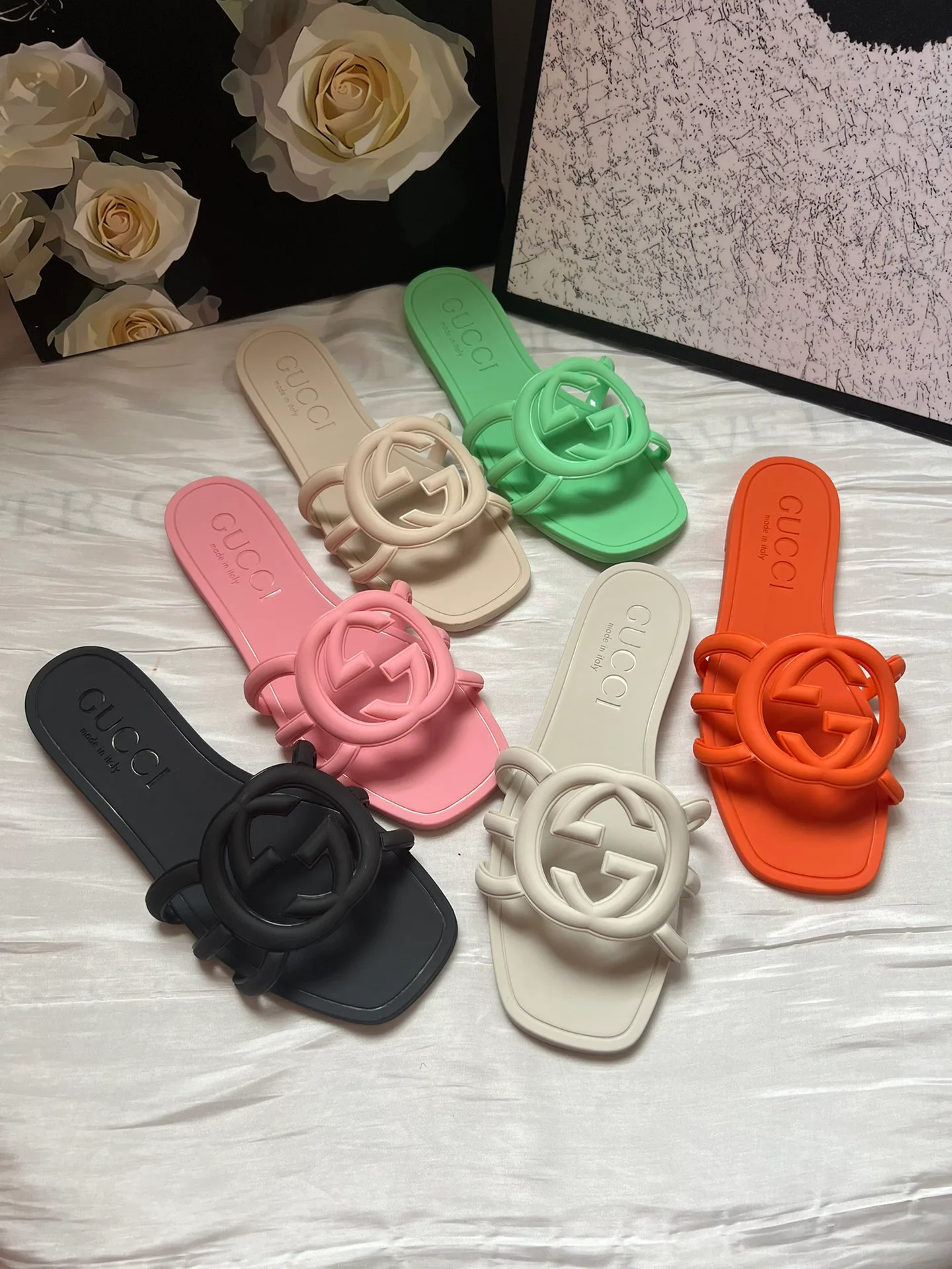 Шлепанцы Женские Gucci 16810