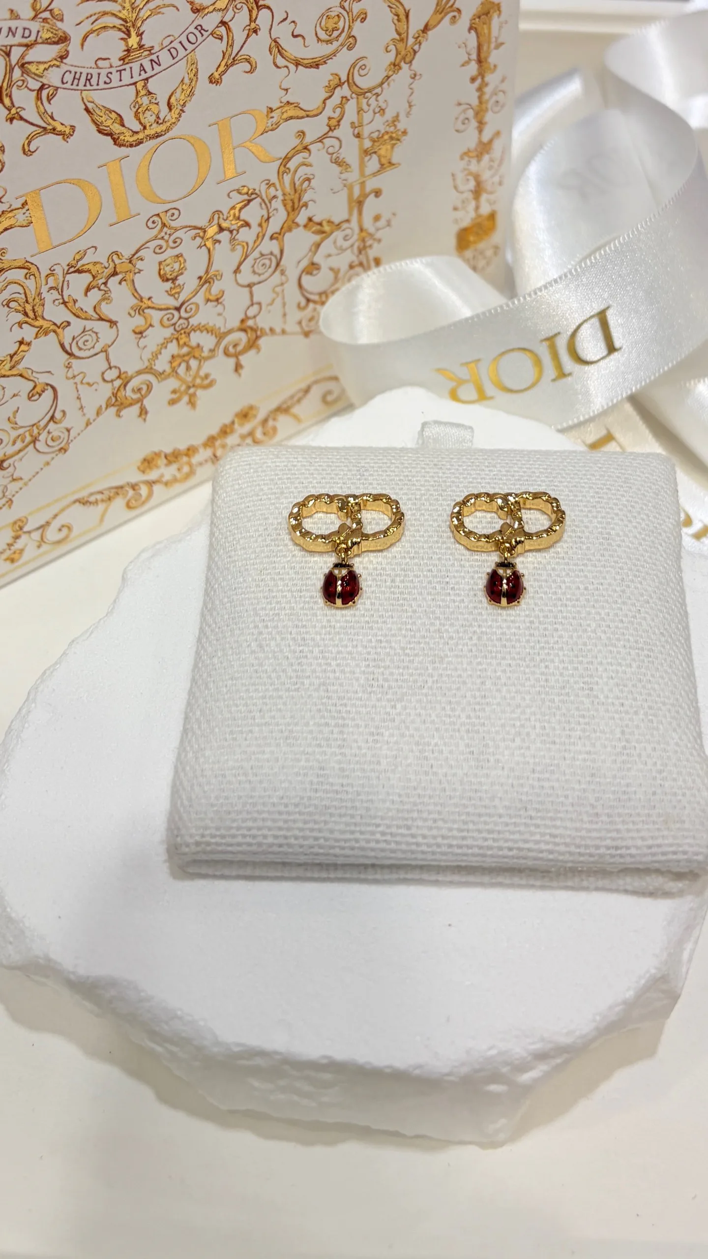 Бижутерия Christian Dior 18059037