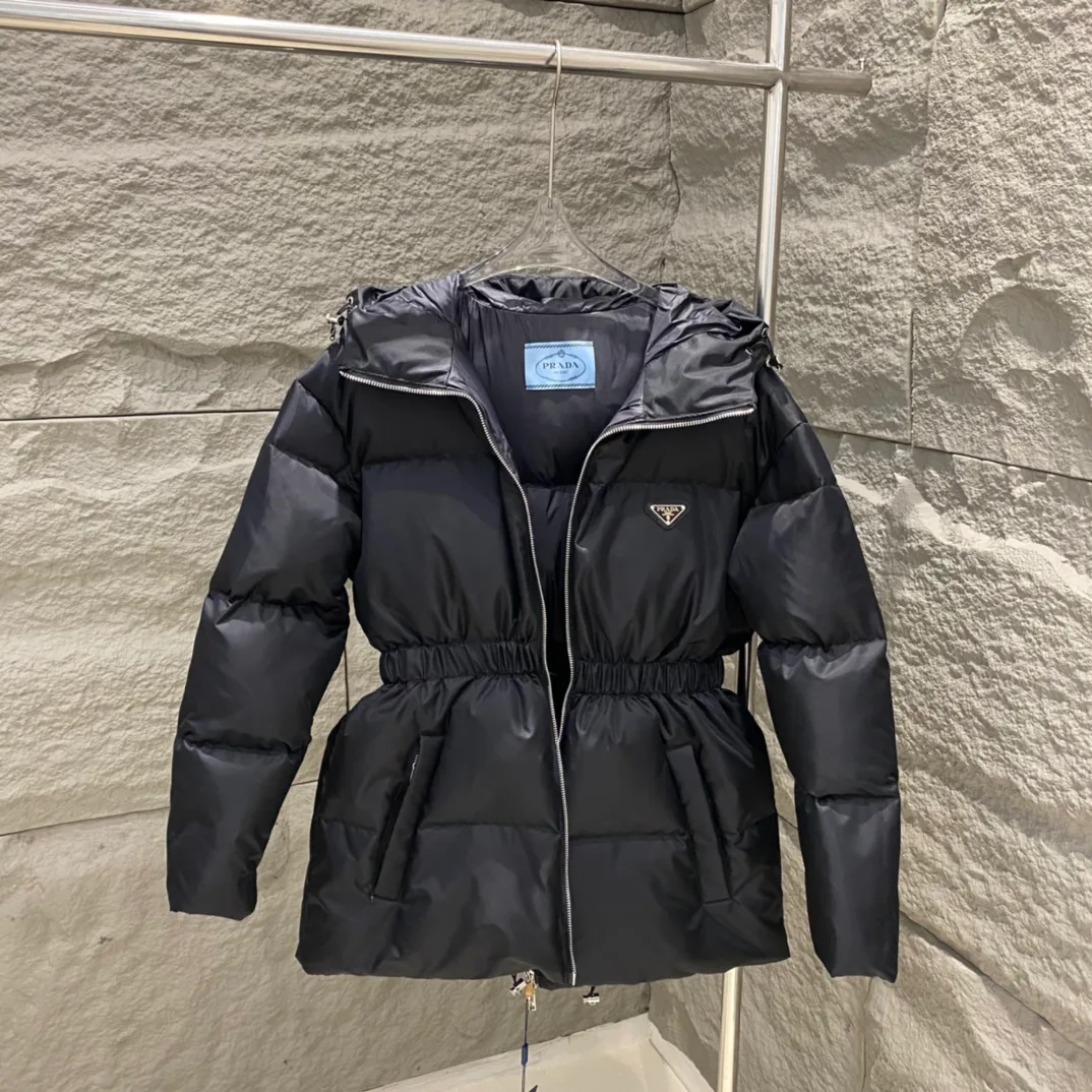 Куртки И Пуховики Женские Prada 18411270