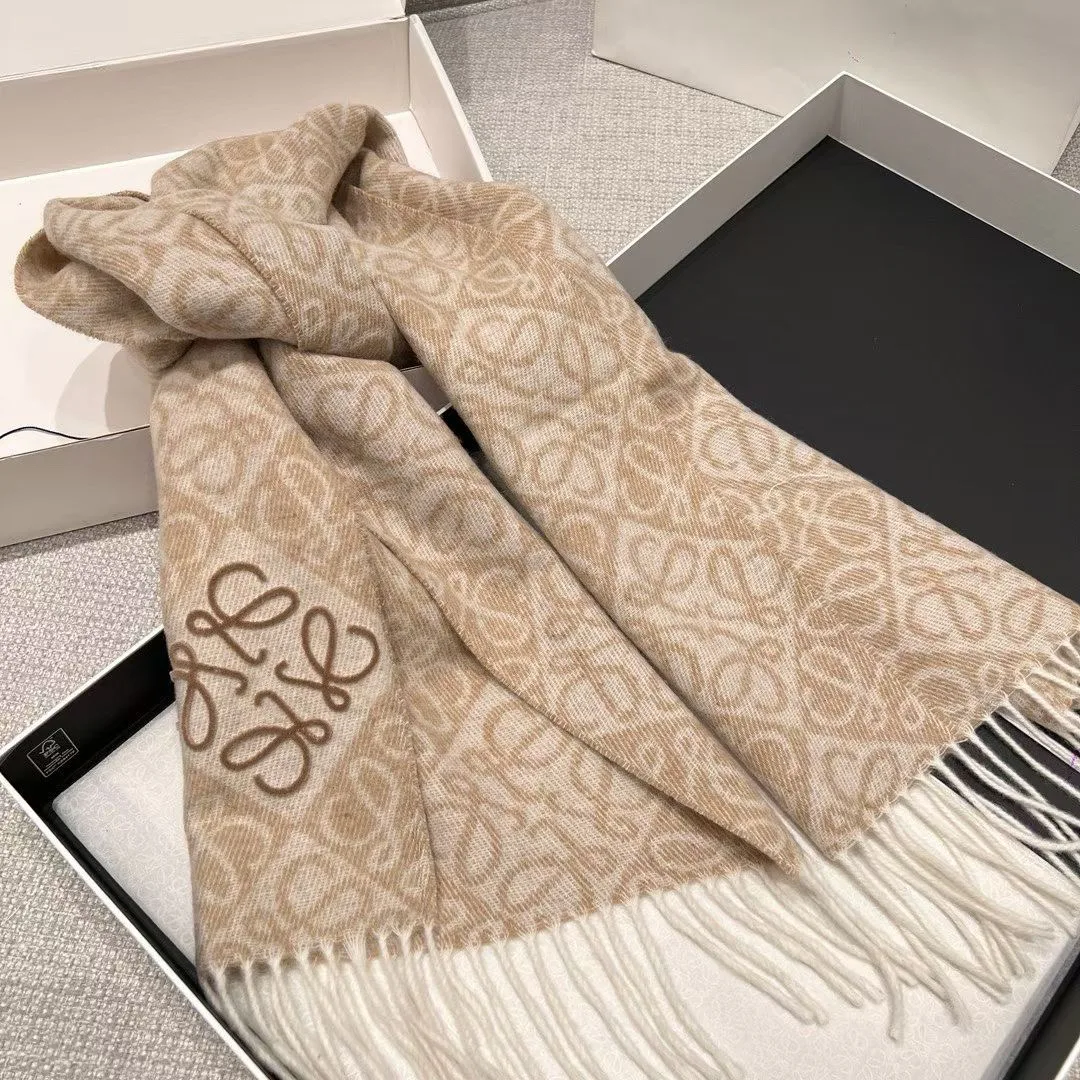 Шарфы Loewe 1248236