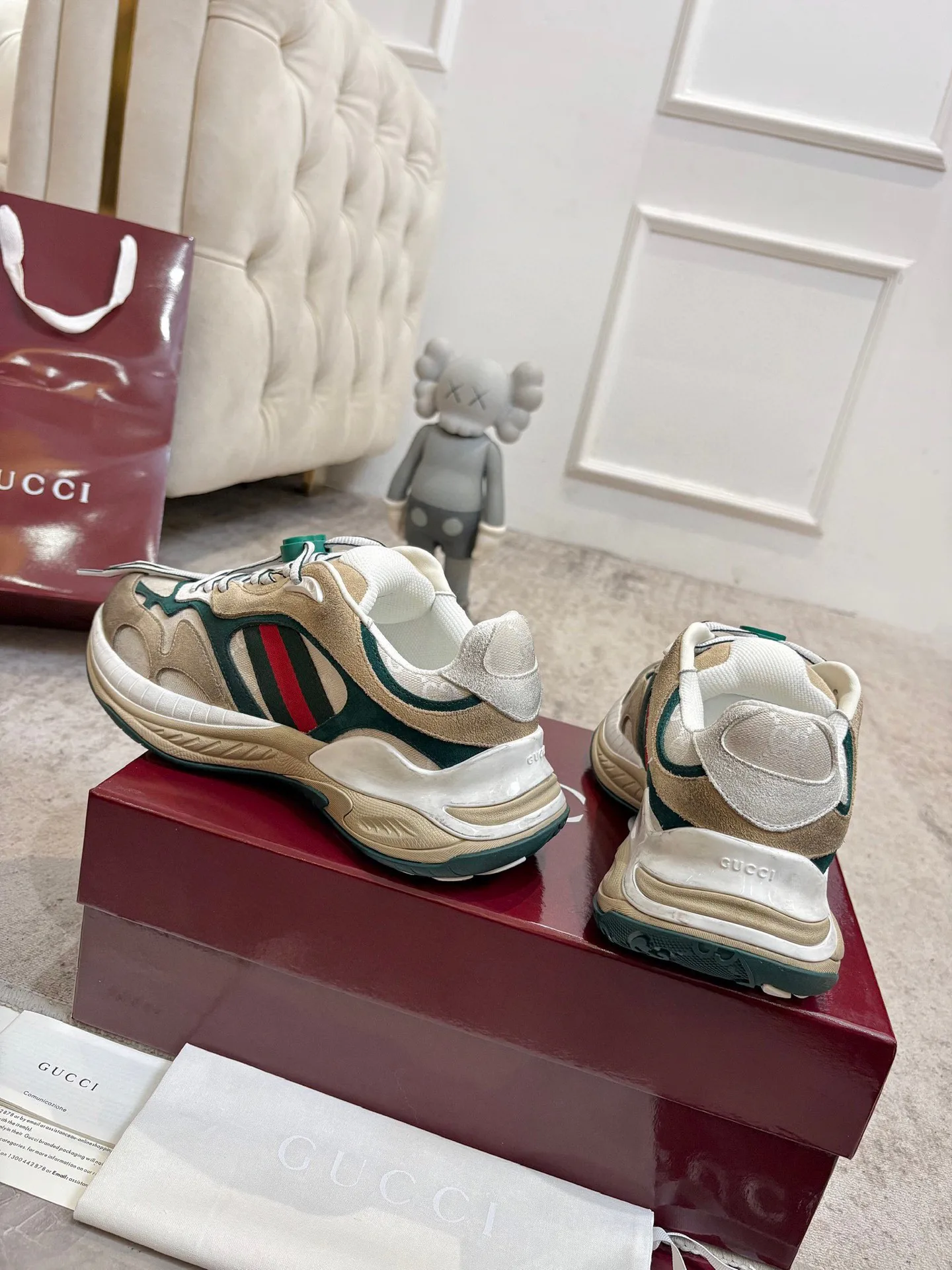 Кроссовки Женские Gucci 11918090