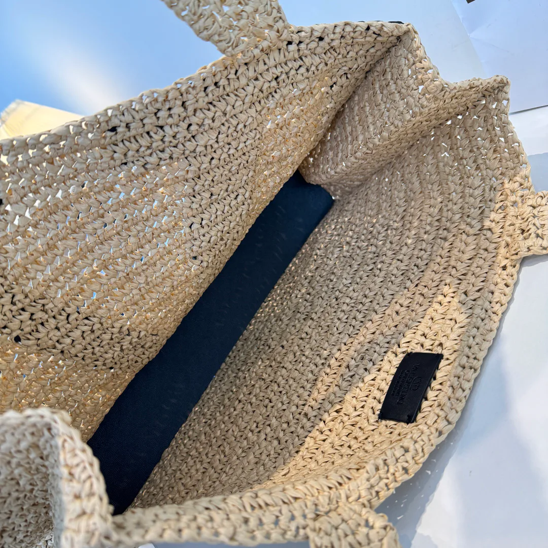 Классические Сумки Женские Valentino 12765002