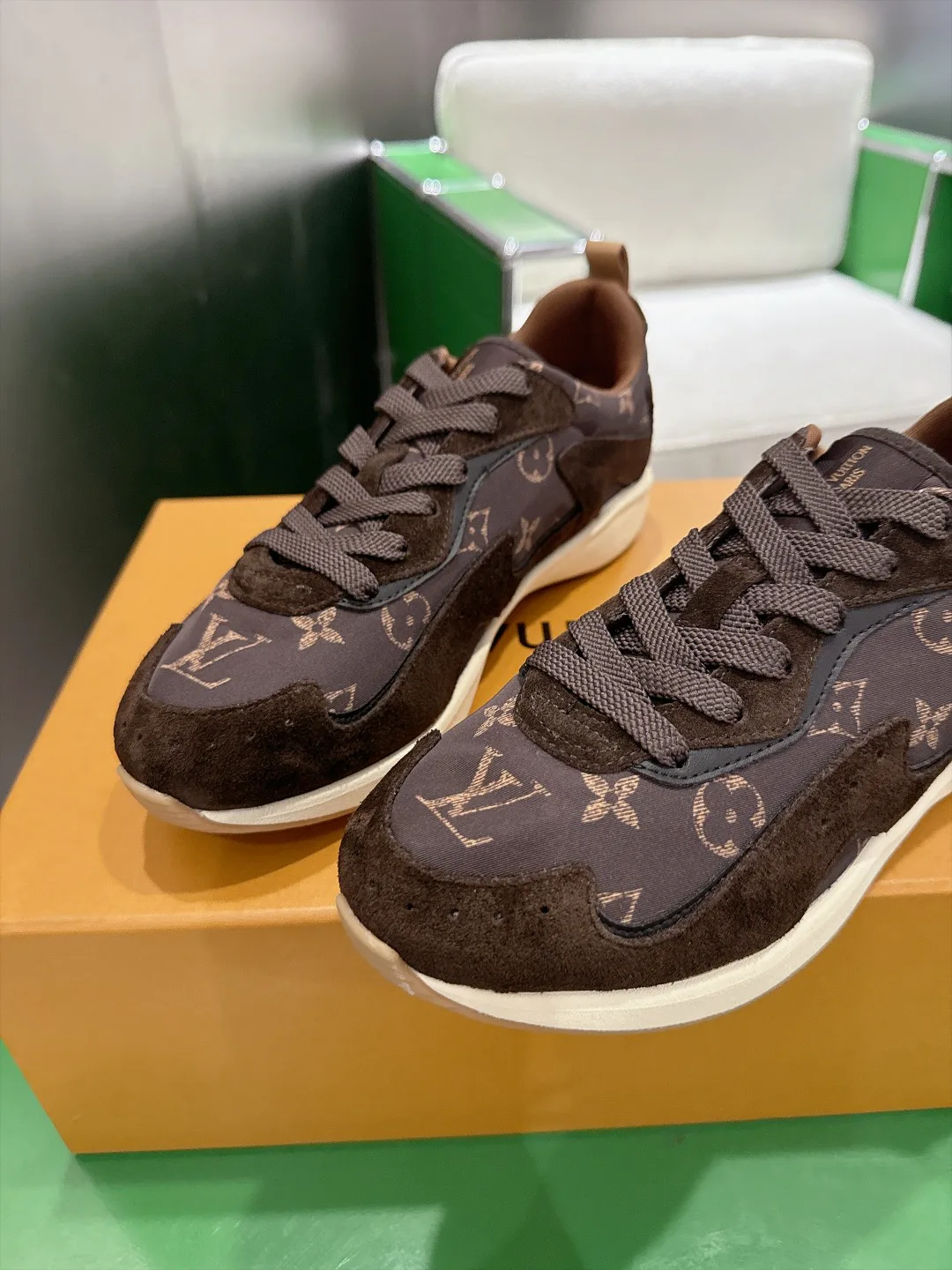 Кроссовки Мужские Louis Vuitton 18011733