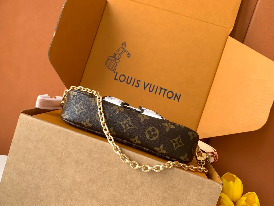 Клатчи Женские Louis Vuitton 11182420
