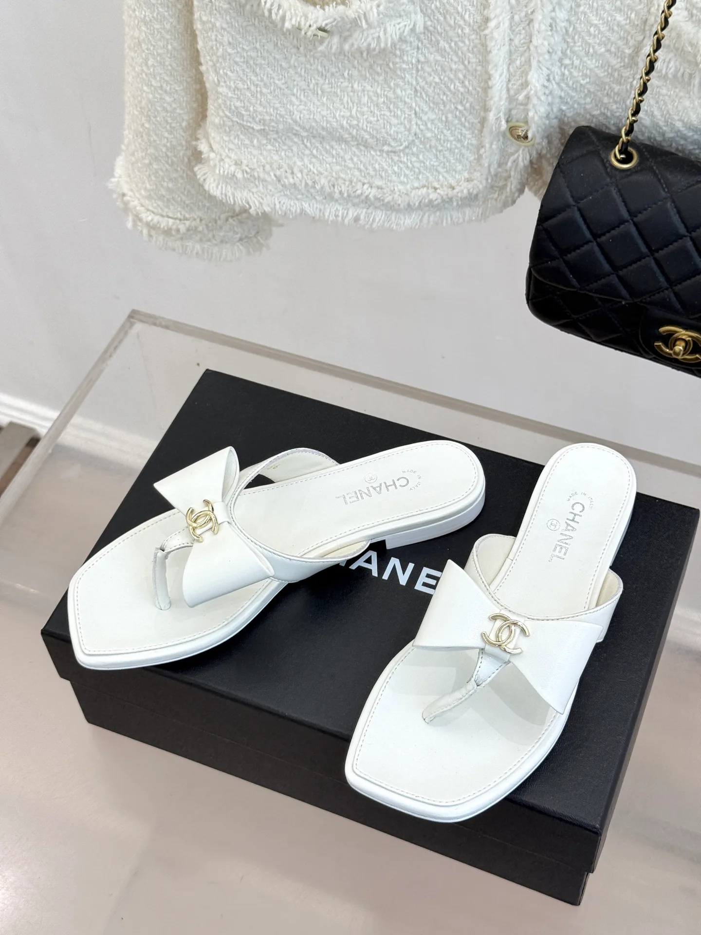 Шлепанцы Женские Chanel 16965746