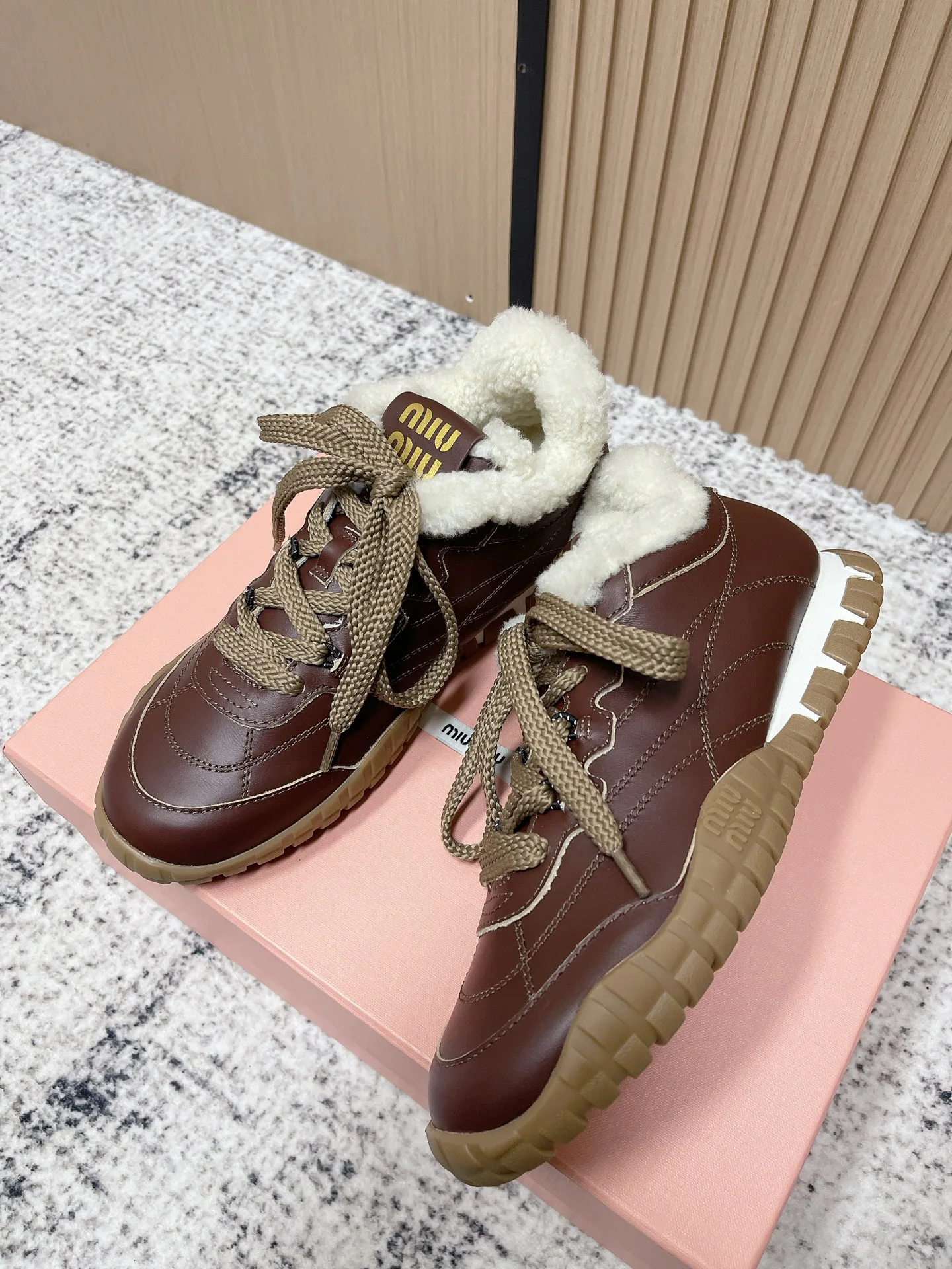 Кроссовки Женские Miu Miu 395537