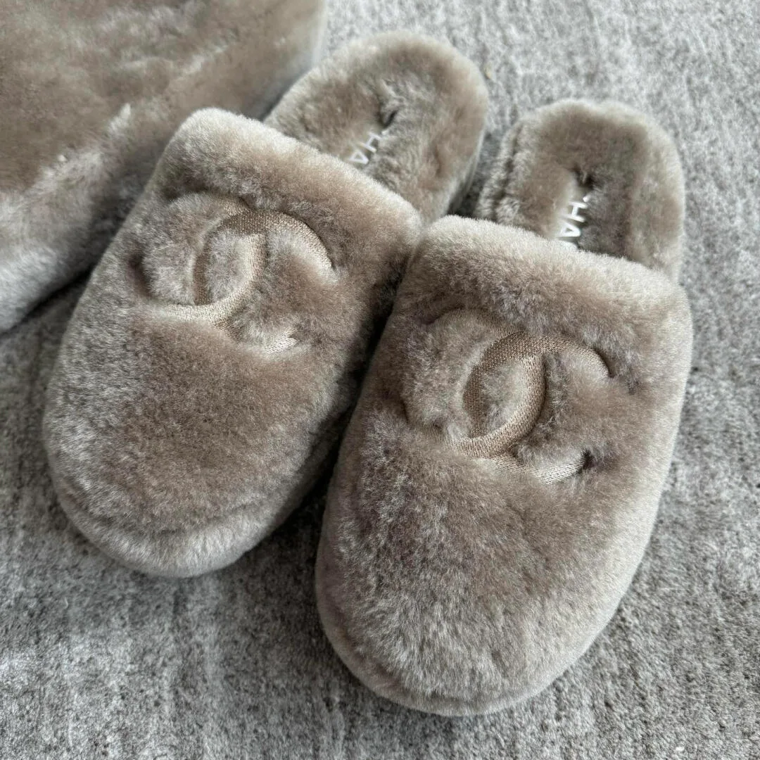 Тапочки Женские Chanel 2555482