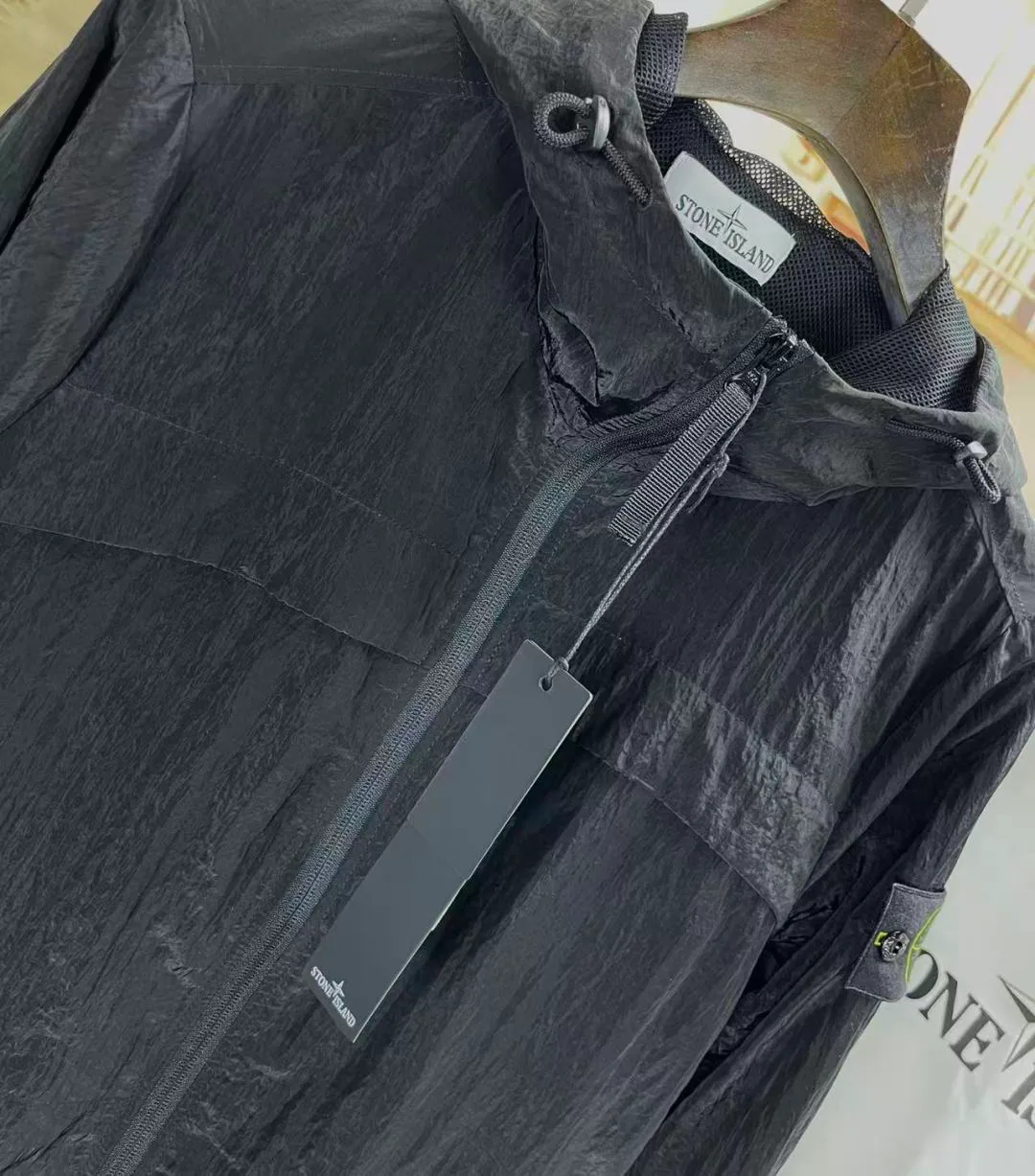 Куртки И Пуховики Женские Stone Island 12961264