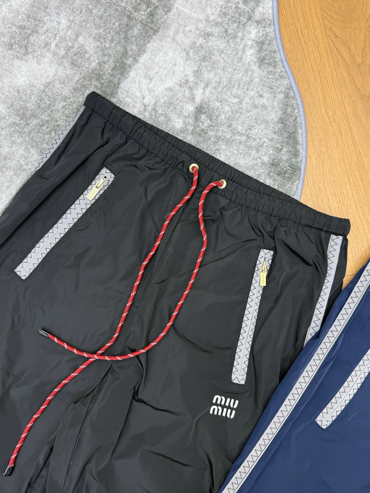 Шорты Женские Miu Miu 11470292