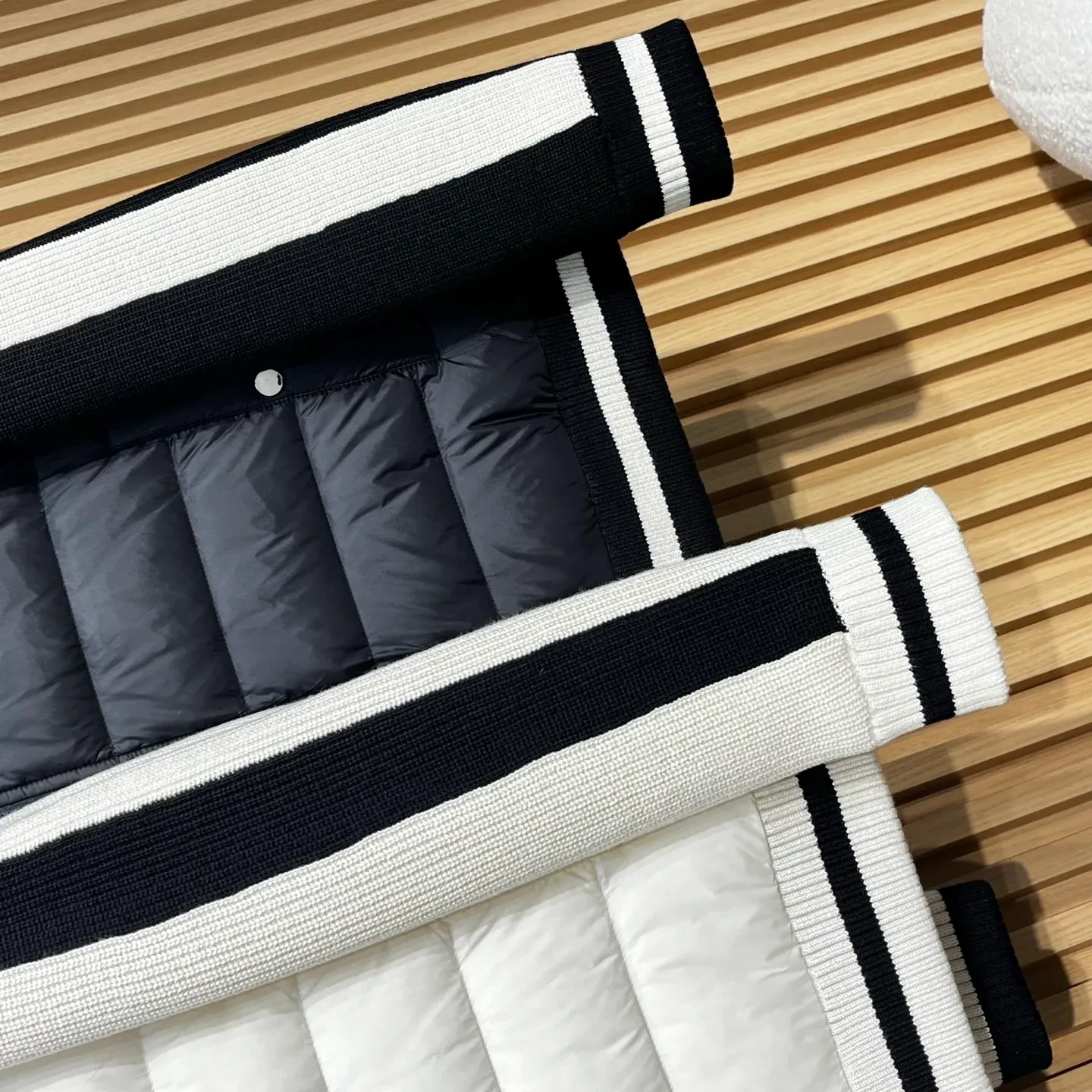 Куртки И Пуховики Мужские Moncler 1387913