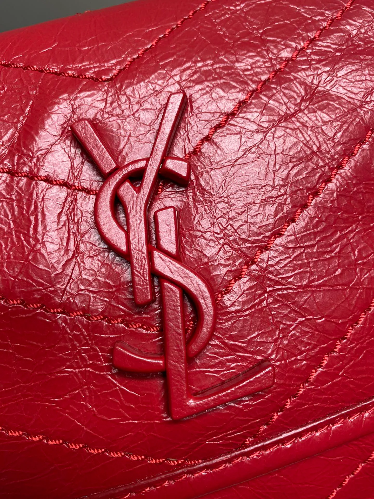 Сумки На Ремне Женские Saint Laurent 10234886