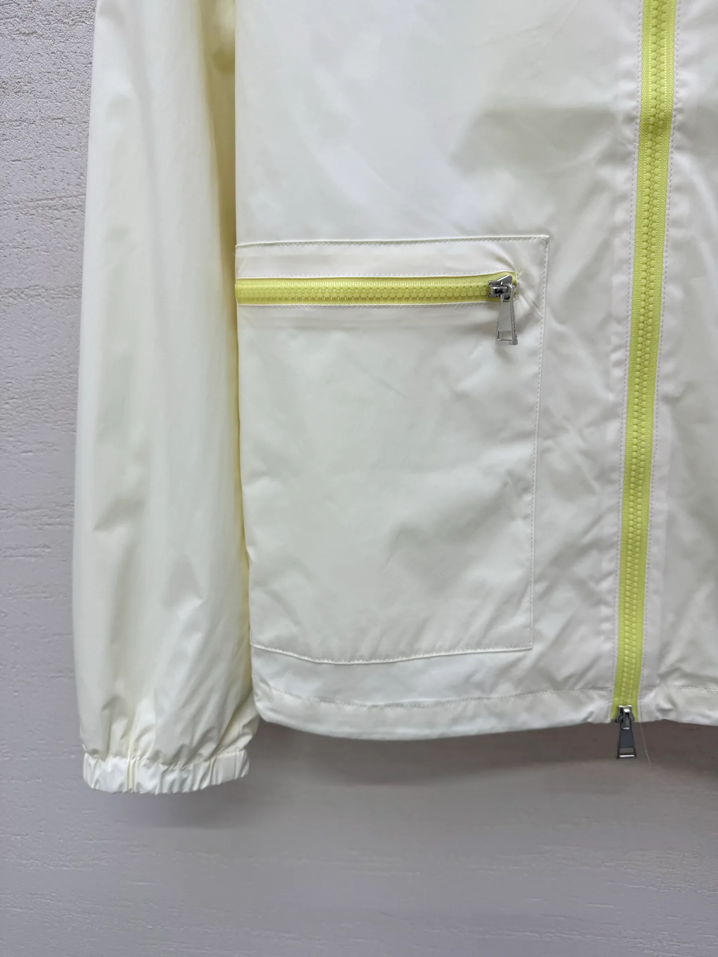 Куртки И Пуховики Женские Moncler 13266152