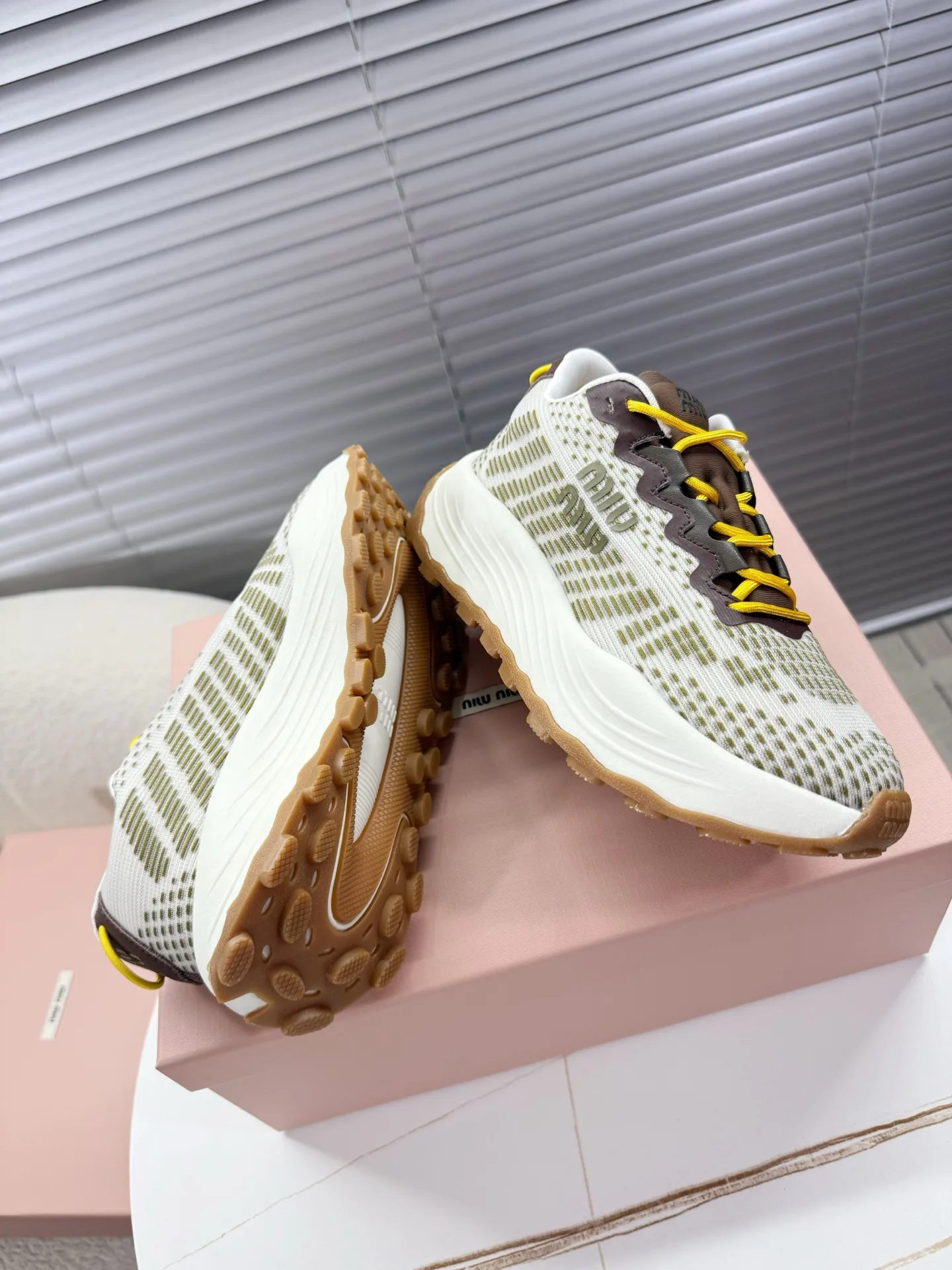 Кроссовки Женские Miu Miu 4086907