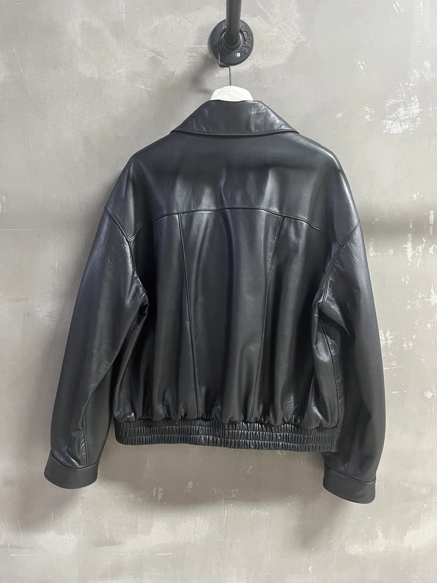 Кожаные Куртки И Дублёнки Женские Saint Laurent 409139